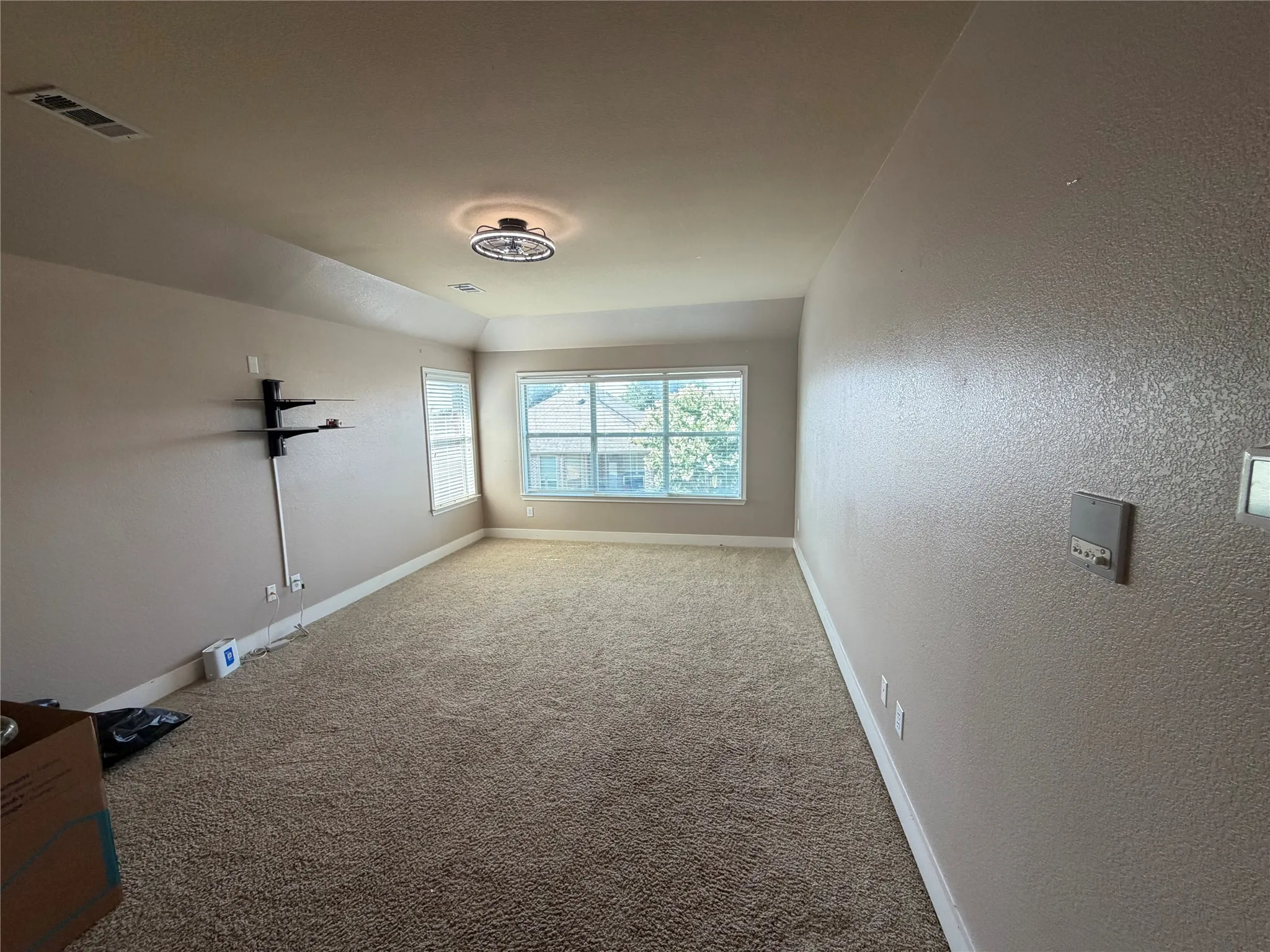 Single Family Residence For Sale in Kaufman County , 1011 Cadbury Lane, Forney, Texas 75126, 4 Bedroom, 3 Bathroom, 2 Garage spaces, 2,649 Sqft, built in 2008, mls#21351282, Real Estate Agent in Forney, Homes For Sale in Kaufman county, Homes For Sale in Forney, Realtor in Forney Texas, Real Estate Brokerage Independent Realty Texas, Luminita Cordes Realtor