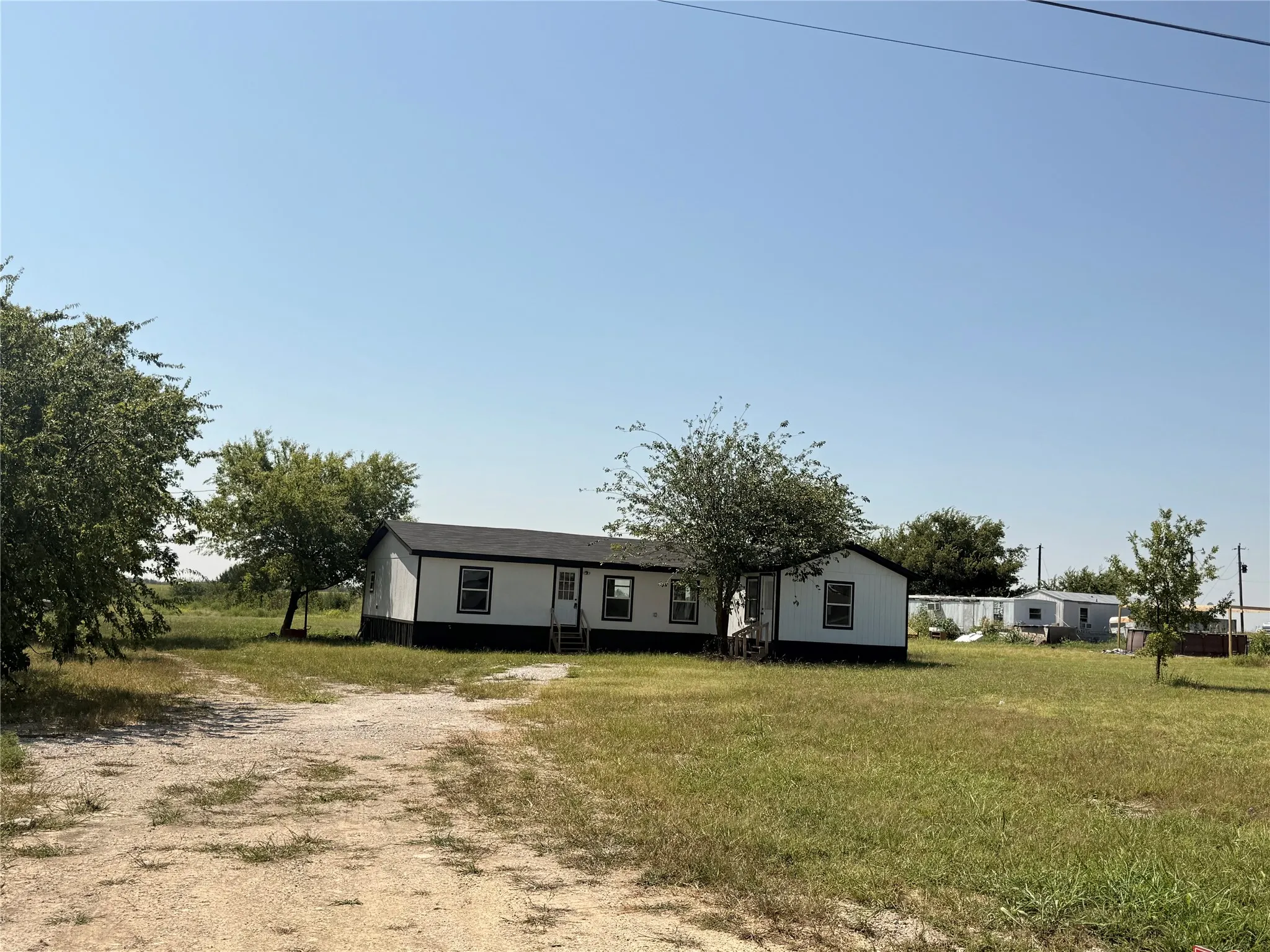 Mobile Home For Sale in Wise County , 240 County Road 2723, Decatur, Texas 76234, 4 Bedroom, 2 Bathroom, Garage spaces, 1,520 Sqft, built in 2016, Price $370,000, mls#21351369, Real Estate Agent in Decatur, Homes For Sale in Wise county, Homes For Sale in Decatur, Realtor in Decatur Texas, Real Estate Brokerage Independent Realty Texas, Luminita Cordes Realtor