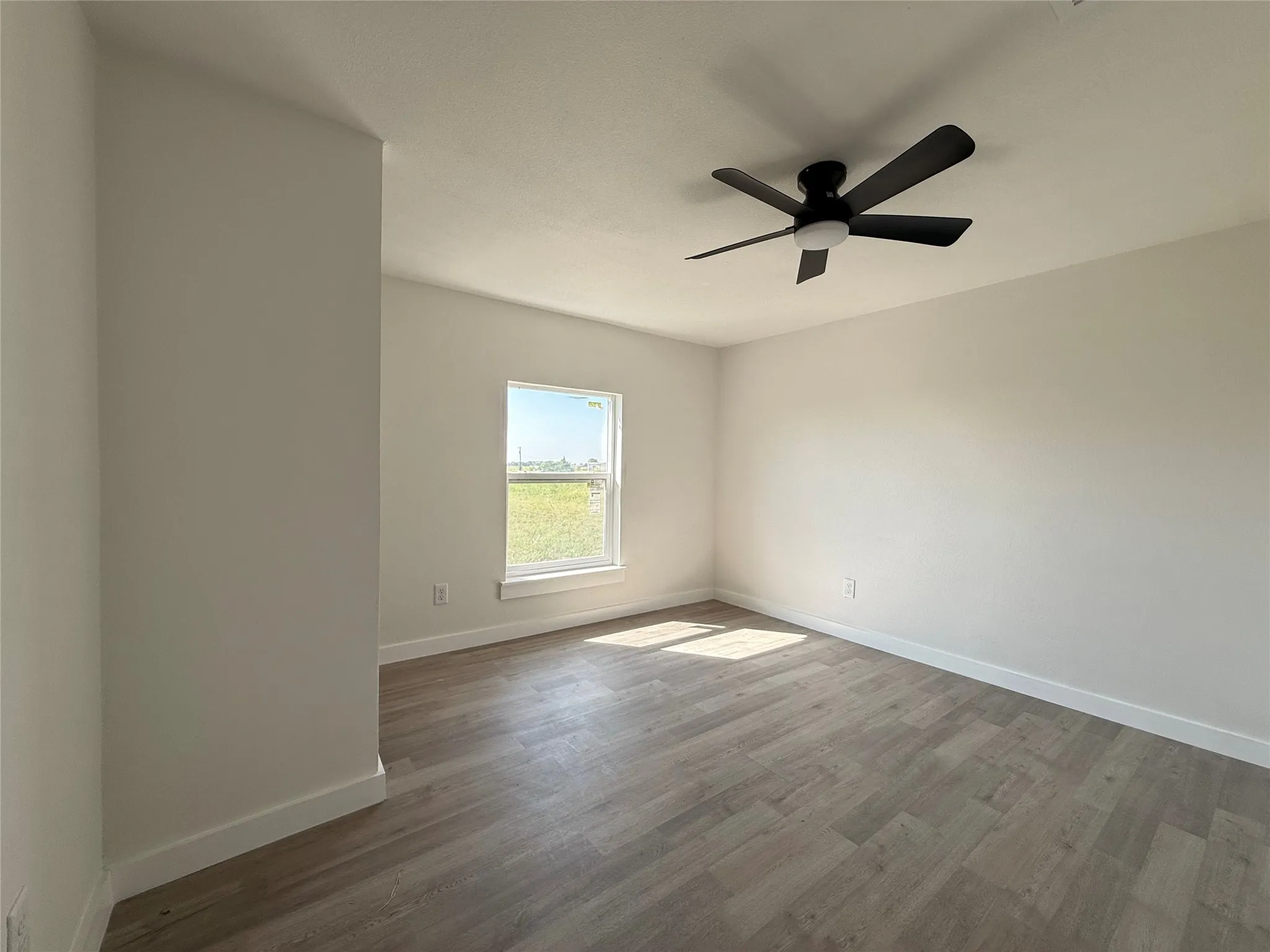 Mobile Home For Sale in Wise County , 240 County Road 2723, Decatur, Texas 76234, 4 Bedroom, 2 Bathroom, Garage spaces, 1,520 Sqft, built in 2016, Price $370,000, mls#21351369, Real Estate Agent in Decatur, Homes For Sale in Wise county, Homes For Sale in Decatur, Realtor in Decatur Texas, Real Estate Brokerage Independent Realty Texas, Luminita Cordes Realtor