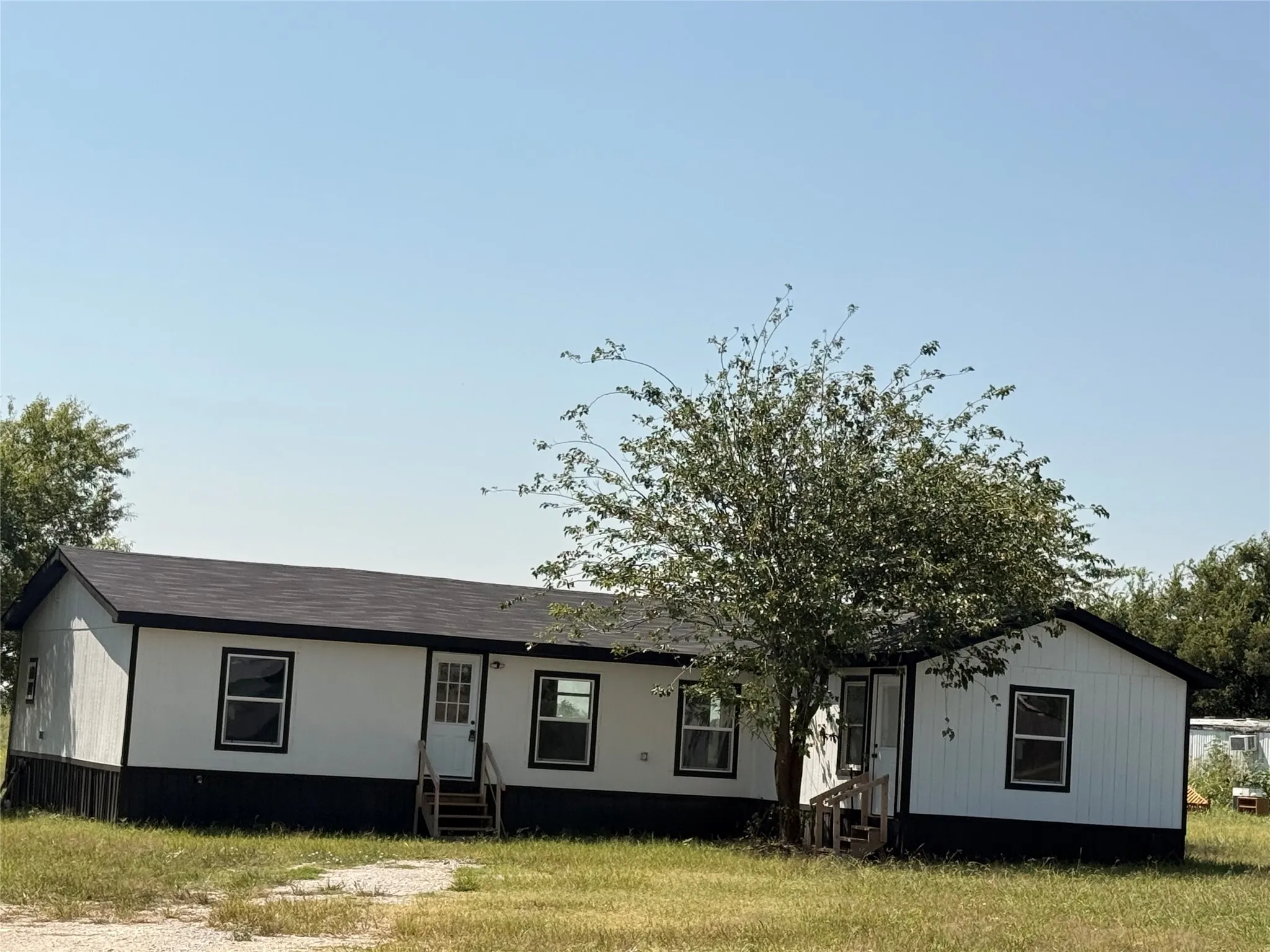 Mobile Home For Sale in Wise County , 240 County Road 2723, Decatur, Texas 76234, 4 Bedroom, 2 Bathroom, Garage spaces, 1,520 Sqft, built in 2016, Price $370,000, mls#21351369, Real Estate Agent in Decatur, Homes For Sale in Wise county, Homes For Sale in Decatur, Realtor in Decatur Texas, Real Estate Brokerage Independent Realty Texas, Luminita Cordes Realtor