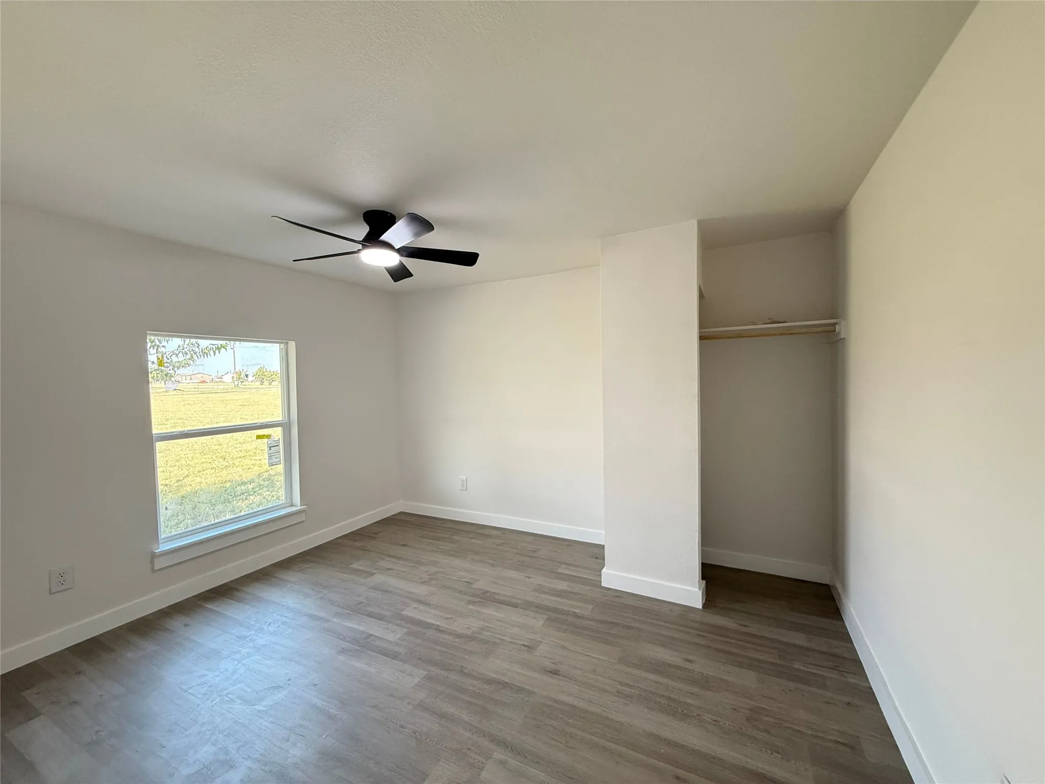 Mobile Home For Sale in Wise County , 240 County Road 2723, Decatur, Texas 76234, 4 Bedroom, 2 Bathroom, Garage spaces, 1,520 Sqft, built in 2016, Price $370,000, mls#21351369, Real Estate Agent in Decatur, Homes For Sale in Wise county, Homes For Sale in Decatur, Realtor in Decatur Texas, Real Estate Brokerage Independent Realty Texas, Luminita Cordes Realtor