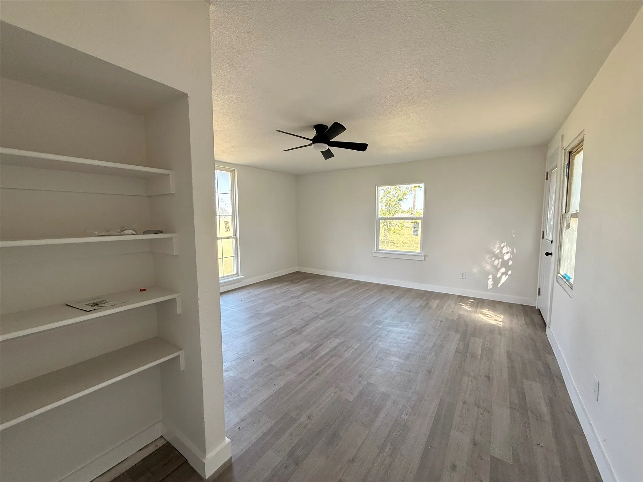 Mobile Home For Sale in Wise County , 240 County Road 2723, Decatur, Texas 76234, 4 Bedroom, 2 Bathroom, Garage spaces, 1,520 Sqft, built in 2016, Price $370,000, mls#21351369, Real Estate Agent in Decatur, Homes For Sale in Wise county, Homes For Sale in Decatur, Realtor in Decatur Texas, Real Estate Brokerage Independent Realty Texas, Luminita Cordes Realtor