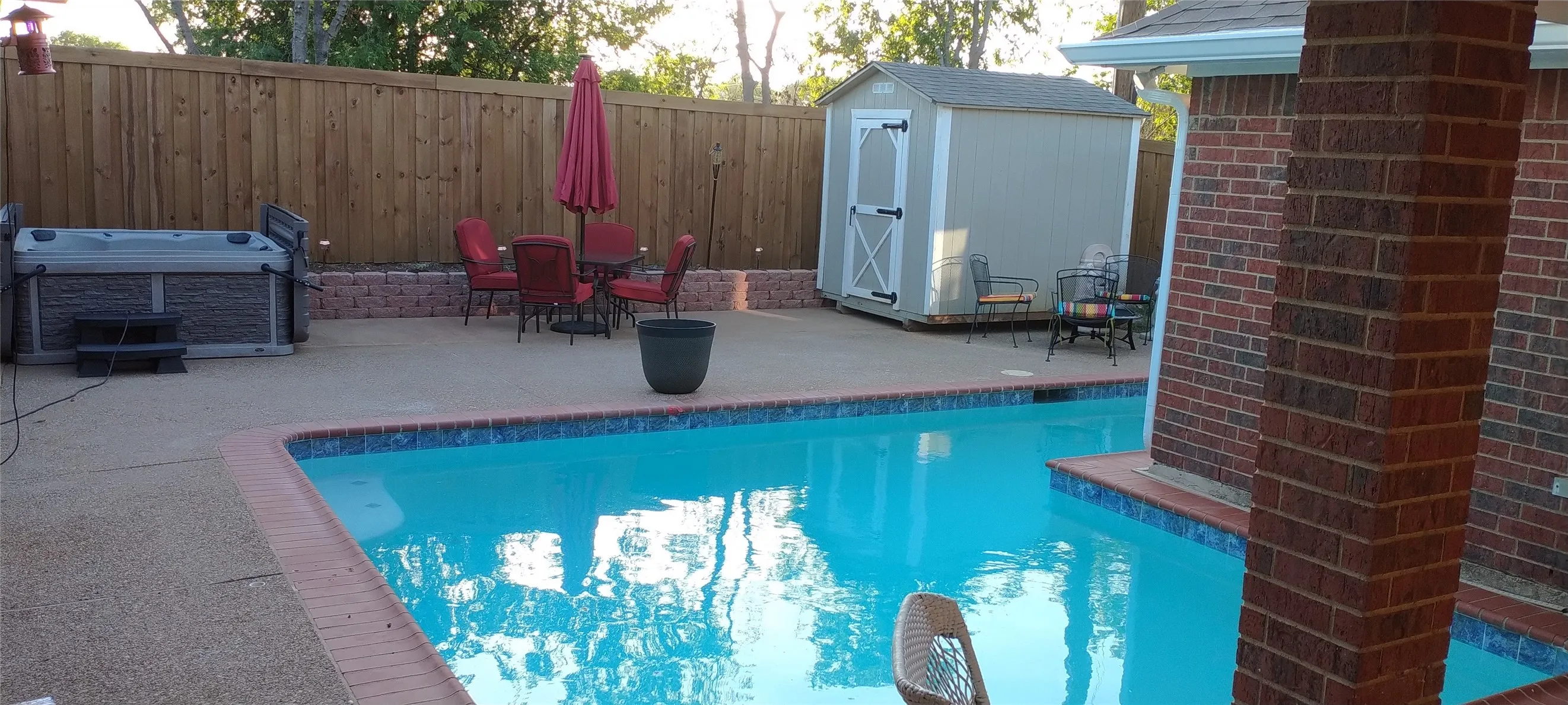 Single Family Residence For Sale in Tarrant County , 7916 Marsh Court, Fort Worth, Texas 76123, 3 Bedroom, 3 Bathroom, 2 Garage spaces, 2,085 Sqft, built in 1995, Price $380,000, mls#21348101, Real Estate Agent in Fort Worth, Homes For Sale in Tarrant county, Homes For Sale in Fort Worth, Realtor in Fort Worth Texas, Real Estate Brokerage Independent Realty Texas, Luminita Cordes Realtor