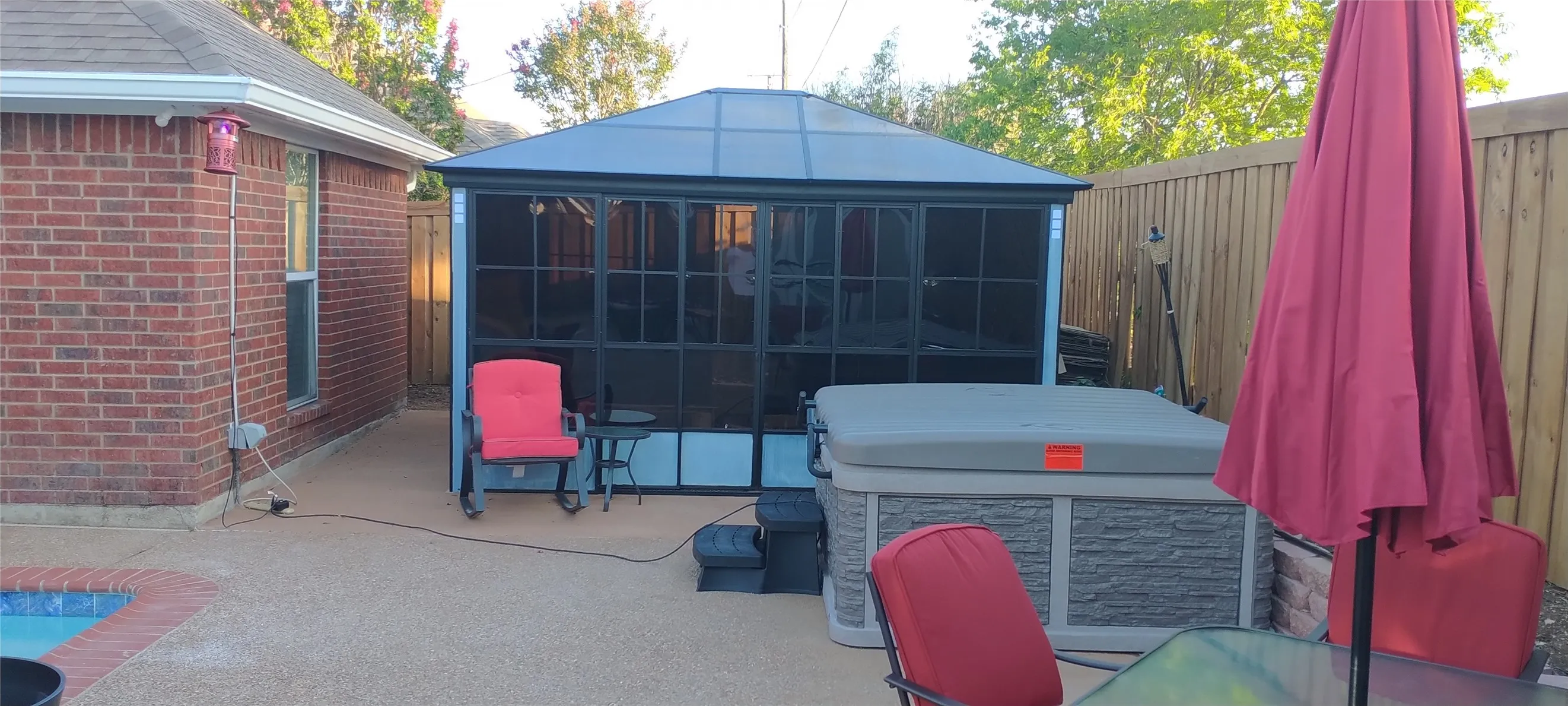 Single Family Residence For Sale in Tarrant County , 7916 Marsh Court, Fort Worth, Texas 76123, 3 Bedroom, 3 Bathroom, 2 Garage spaces, 2,085 Sqft, built in 1995, Price $380,000, mls#21348101, Real Estate Agent in Fort Worth, Homes For Sale in Tarrant county, Homes For Sale in Fort Worth, Realtor in Fort Worth Texas, Real Estate Brokerage Independent Realty Texas, Luminita Cordes Realtor