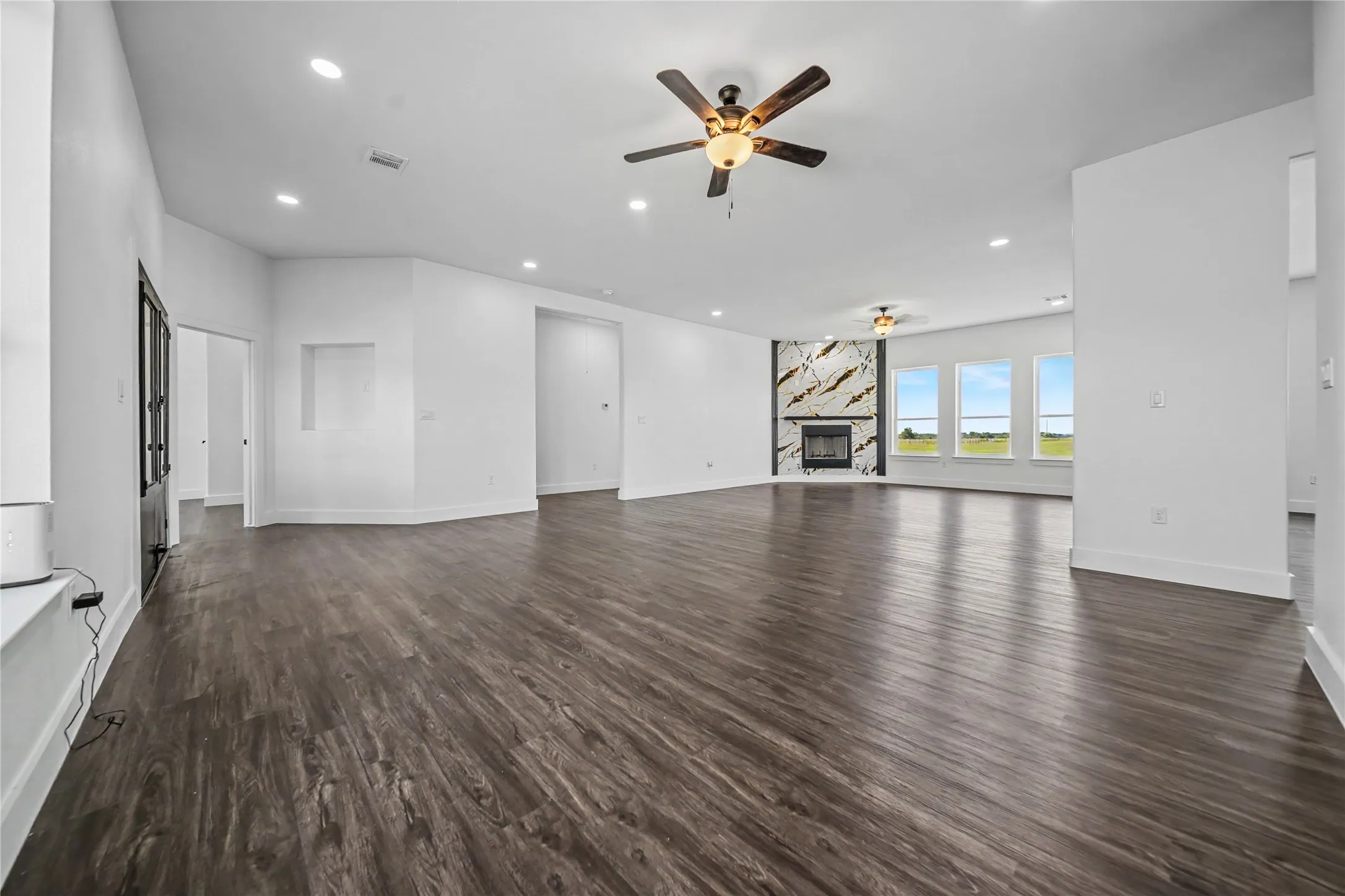 Single Family Residence For Sale in Van Zandt County , 809 Vz County Road 2623, Wills Point, Texas 75169, 5 Bedrooms, 5 Bathrooms, 2 Garage spaces, 5,010 Sqft, built in 2026, Price $850,000, mls#21349543, Real Estate Agent in Wills Point, Homes For Sale in Van Zandt county, Homes For Sale in Wills Point, Realtor in Wills Point Texas, Real Estate Brokerage Independent Realty Texas, Luminita Cordes Realtor