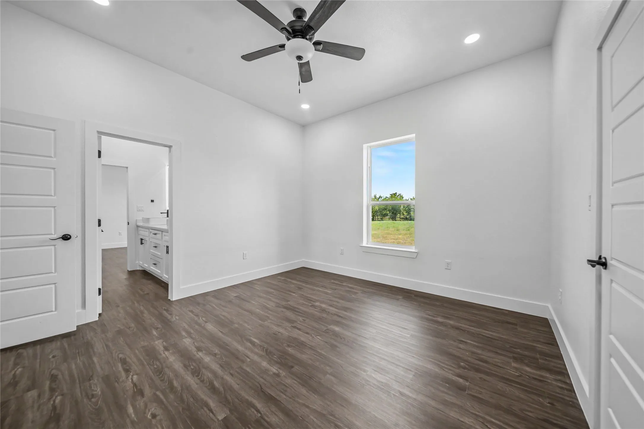 Single Family Residence For Sale in Van Zandt County , 809 Vz County Road 2623, Wills Point, Texas 75169, 5 Bedrooms, 5 Bathrooms, 2 Garage spaces, 5,010 Sqft, built in 2026, Price $850,000, mls#21349543, Real Estate Agent in Wills Point, Homes For Sale in Van Zandt county, Homes For Sale in Wills Point, Realtor in Wills Point Texas, Real Estate Brokerage Independent Realty Texas, Luminita Cordes Realtor