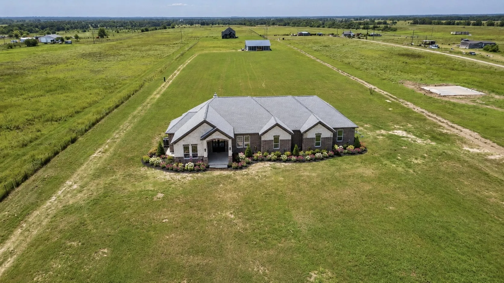 Single Family Residence For Sale in Van Zandt County , 809 Vz County Road 2623, Wills Point, Texas 75169, 5 Bedrooms, 5 Bathrooms, 2 Garage spaces, 5,010 Sqft, built in 2026, Price $850,000, mls#21349543, Real Estate Agent in Wills Point, Homes For Sale in Van Zandt county, Homes For Sale in Wills Point, Realtor in Wills Point Texas, Real Estate Brokerage Independent Realty Texas, Luminita Cordes Realtor