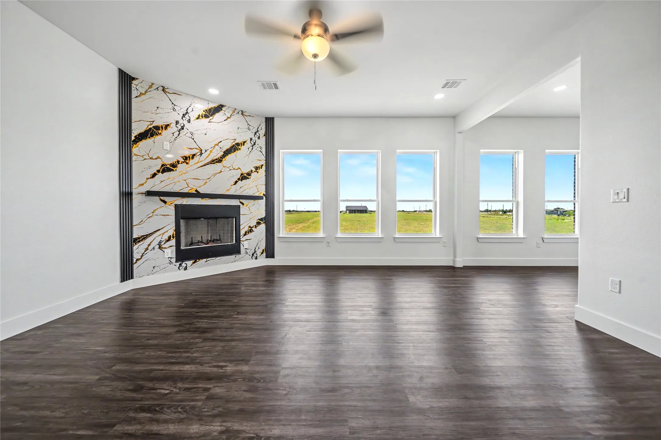 Single Family Residence For Sale in Van Zandt County , 809 Vz County Road 2623, Wills Point, Texas 75169, 5 Bedrooms, 5 Bathrooms, 2 Garage spaces, 5,010 Sqft, built in 2026, Price $850,000, mls#21349543, Real Estate Agent in Wills Point, Homes For Sale in Van Zandt county, Homes For Sale in Wills Point, Realtor in Wills Point Texas, Real Estate Brokerage Independent Realty Texas, Luminita Cordes Realtor