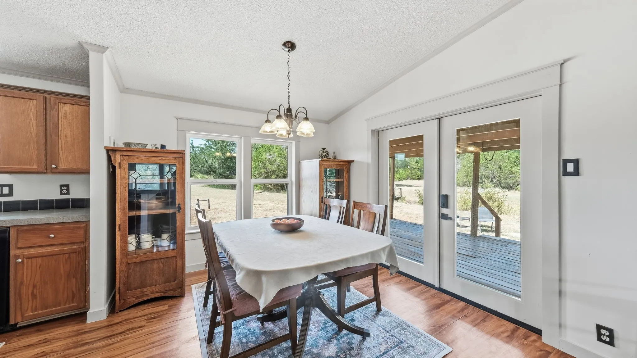 Mobile Home For Sale in Palo Pinto County , 100 Shady Oaks Drive, Mineral Wells, Texas 76067, 3 Bedroom, 2 Bathroom, Garage spaces, 1,512 Sqft, built in 2003, mls#21351371, Real Estate Agent in Mineral Wells, Homes For Sale in Palo Pinto county, Homes For Sale in Mineral Wells, Realtor in Mineral Wells Texas, Real Estate Brokerage Independent Realty Texas, Luminita Cordes Realtor