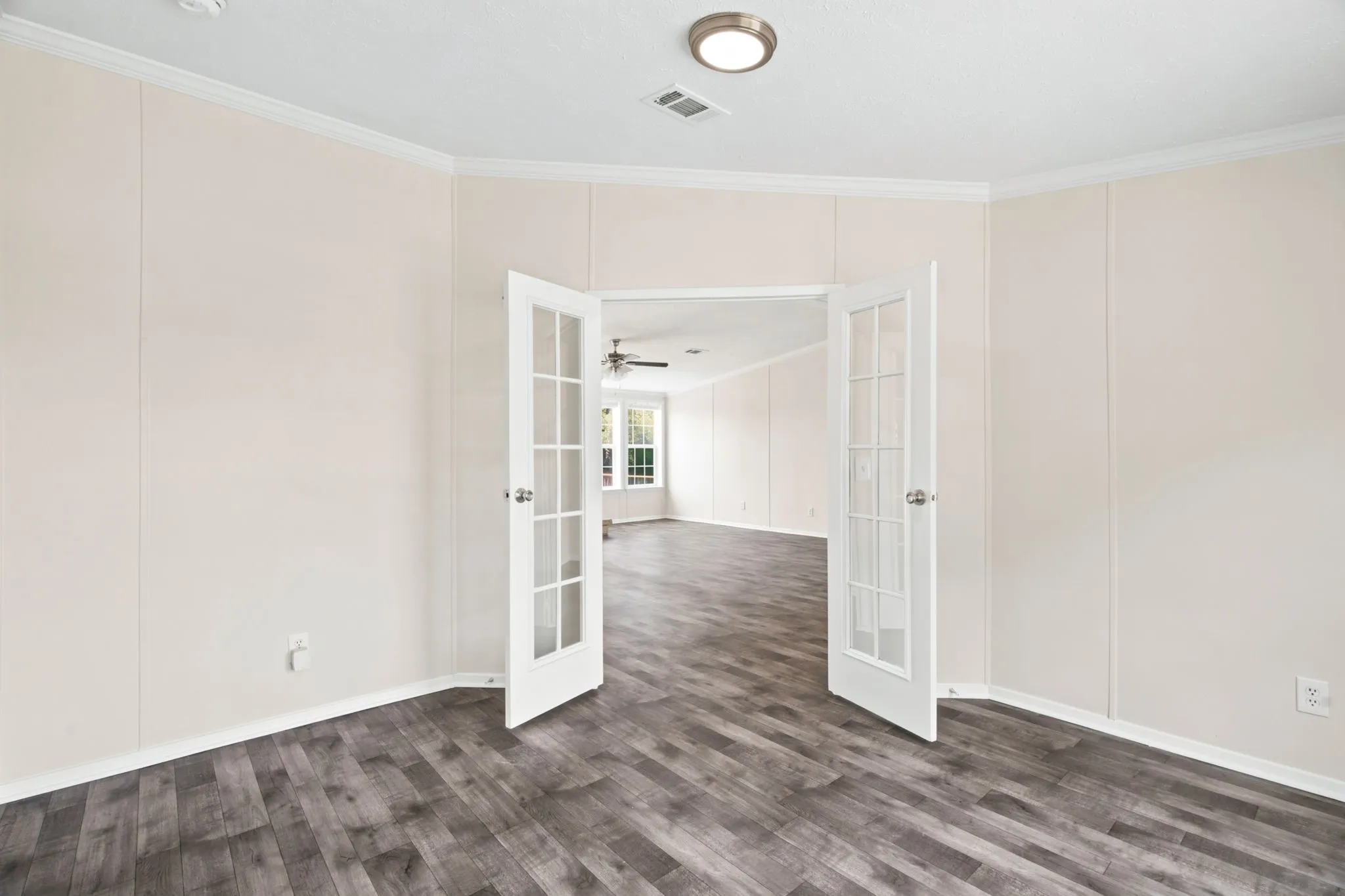 Mobile Home For Sale in Parker County , 1040 Earp Road, Springtown, Texas 76082, 5 Bedroom, 2 Bathroom, Garage spaces, 2,280 Sqft, built in 2008, mls#21350721, Real Estate Agent in Springtown, Homes For Sale in Parker county, Homes For Sale in Springtown, Realtor in Springtown Texas, Real Estate Brokerage Independent Realty Texas, Luminita Cordes Realtor