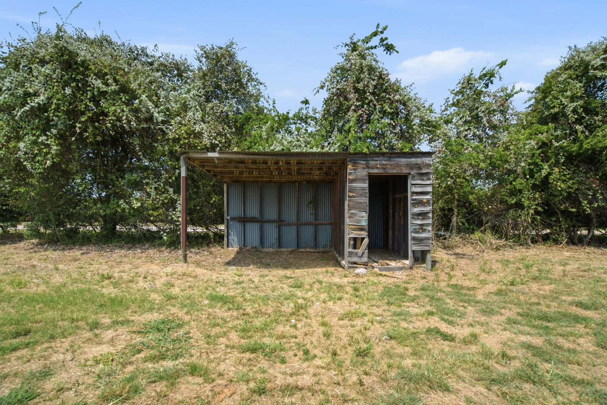 Mobile Home For Sale in Parker County , 1040 Earp Road, Springtown, Texas 76082, 5 Bedroom, 2 Bathroom, Garage spaces, 2,280 Sqft, built in 2008, mls#21350721, Real Estate Agent in Springtown, Homes For Sale in Parker county, Homes For Sale in Springtown, Realtor in Springtown Texas, Real Estate Brokerage Independent Realty Texas, Luminita Cordes Realtor