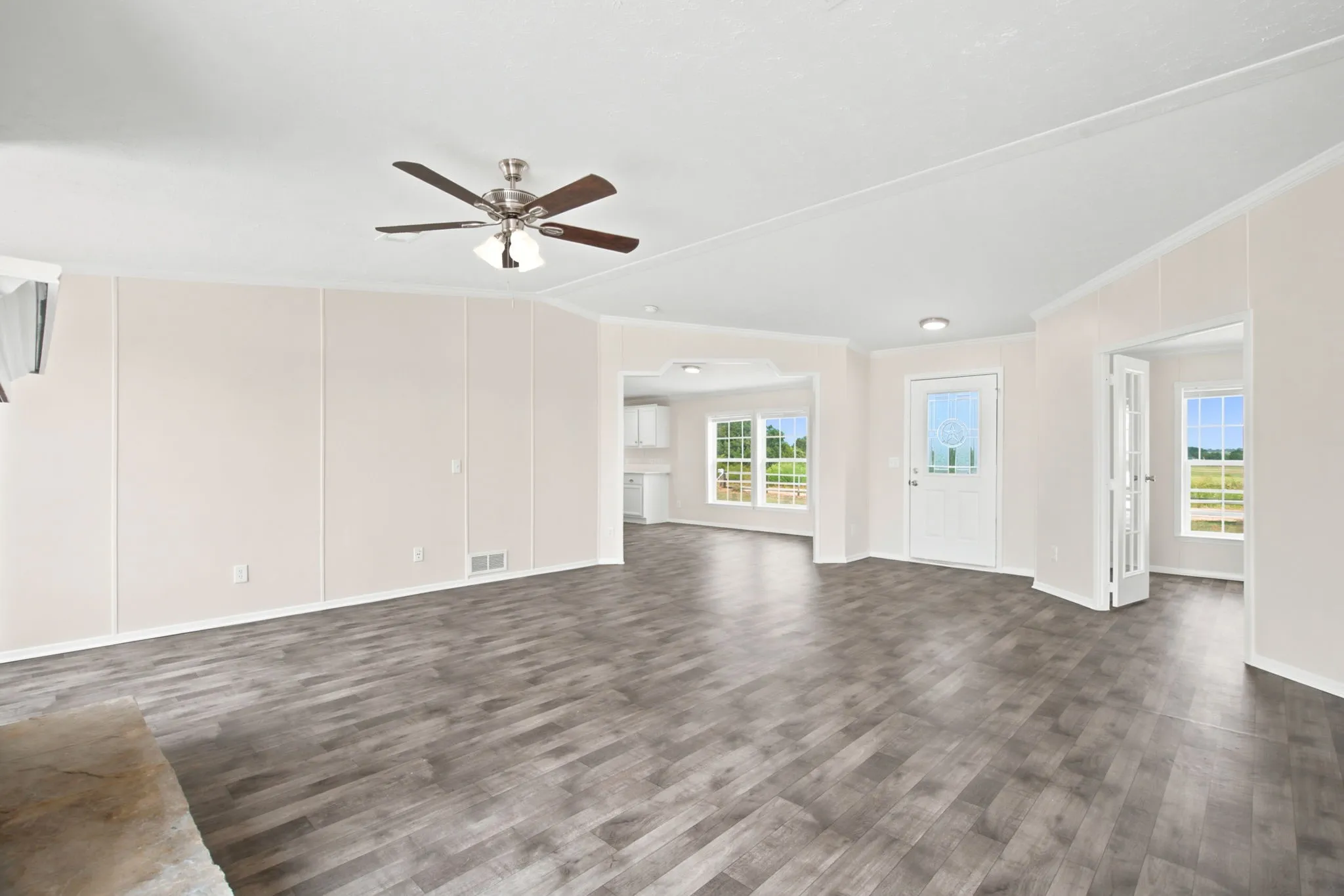 Mobile Home For Sale in Parker County , 1040 Earp Road, Springtown, Texas 76082, 5 Bedroom, 2 Bathroom, Garage spaces, 2,280 Sqft, built in 2008, mls#21350721, Real Estate Agent in Springtown, Homes For Sale in Parker county, Homes For Sale in Springtown, Realtor in Springtown Texas, Real Estate Brokerage Independent Realty Texas, Luminita Cordes Realtor