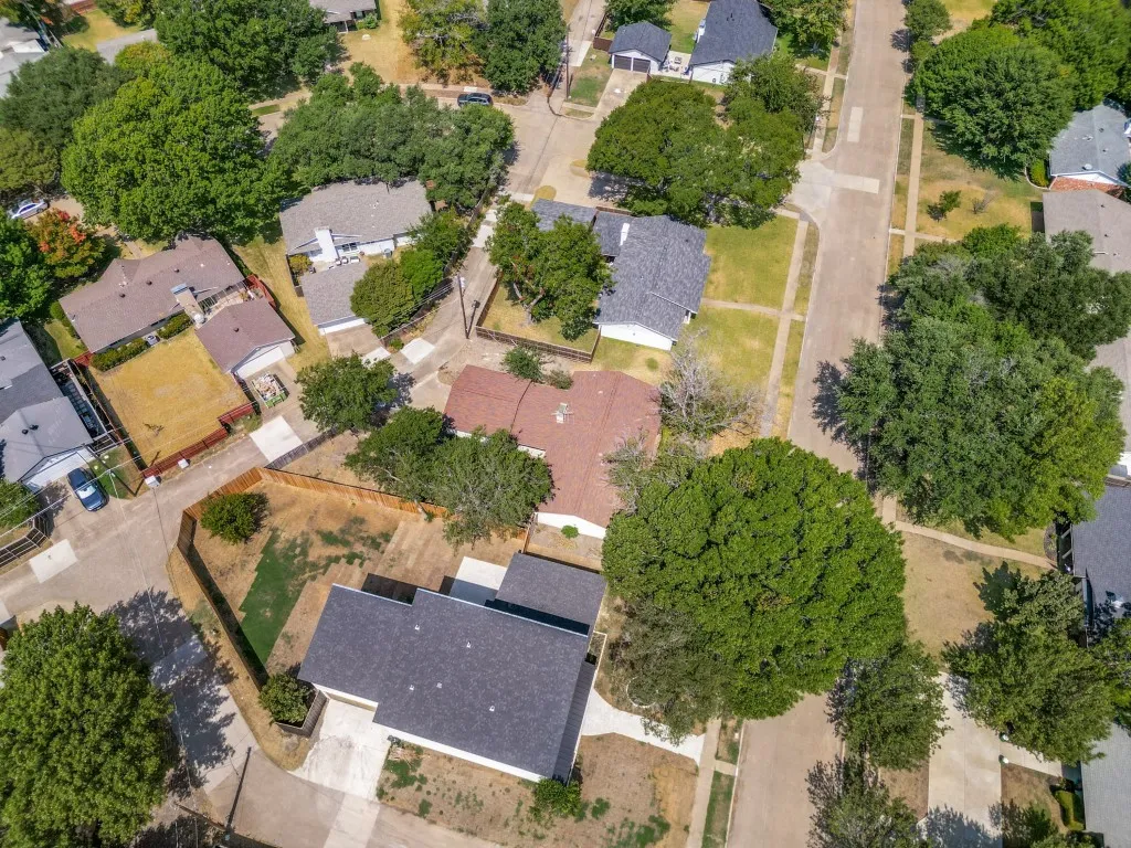 Single Family Residence For Sale in Dallas County , 2023 Cap Rock Drive, Richardson, Texas 75080, 5 Bedroom, 5 Bathroom, 2 Garage spaces, 3,620 Sqft, built in 1964, mls#21349762, Real Estate Agent in Richardson, Homes For Sale in Dallas county, Homes For Sale in Richardson, Realtor in Richardson Texas, Real Estate Brokerage Independent Realty Texas, Luminita Cordes Realtor