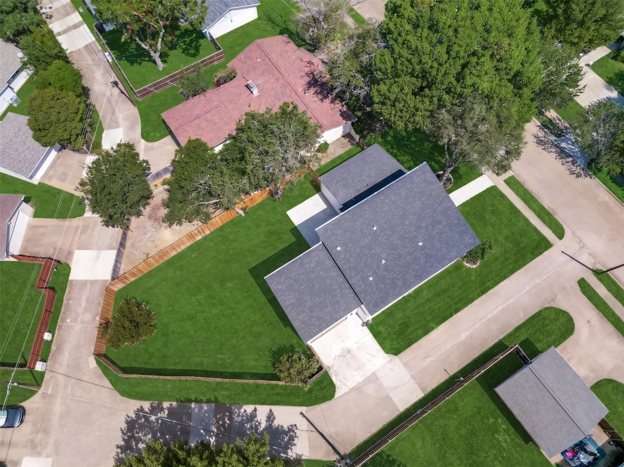 Single Family Residence For Sale in Dallas County , 2023 Cap Rock Drive, Richardson, Texas 75080, 5 Bedroom, 5 Bathroom, 2 Garage spaces, 3,620 Sqft, built in 1964, mls#21349762, Real Estate Agent in Richardson, Homes For Sale in Dallas county, Homes For Sale in Richardson, Realtor in Richardson Texas, Real Estate Brokerage Independent Realty Texas, Luminita Cordes Realtor
