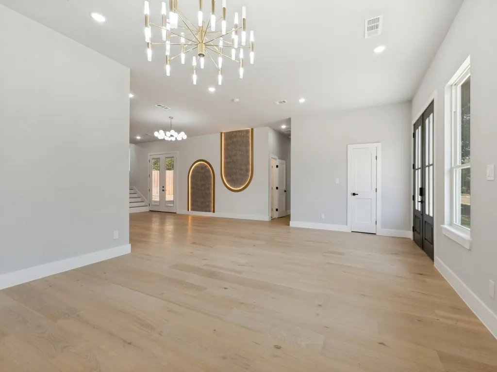 Single Family Residence For Sale in Dallas County , 2023 Cap Rock Drive, Richardson, Texas 75080, 5 Bedroom, 5 Bathroom, 2 Garage spaces, 3,620 Sqft, built in 1964, mls#21349762, Real Estate Agent in Richardson, Homes For Sale in Dallas county, Homes For Sale in Richardson, Realtor in Richardson Texas, Real Estate Brokerage Independent Realty Texas, Luminita Cordes Realtor