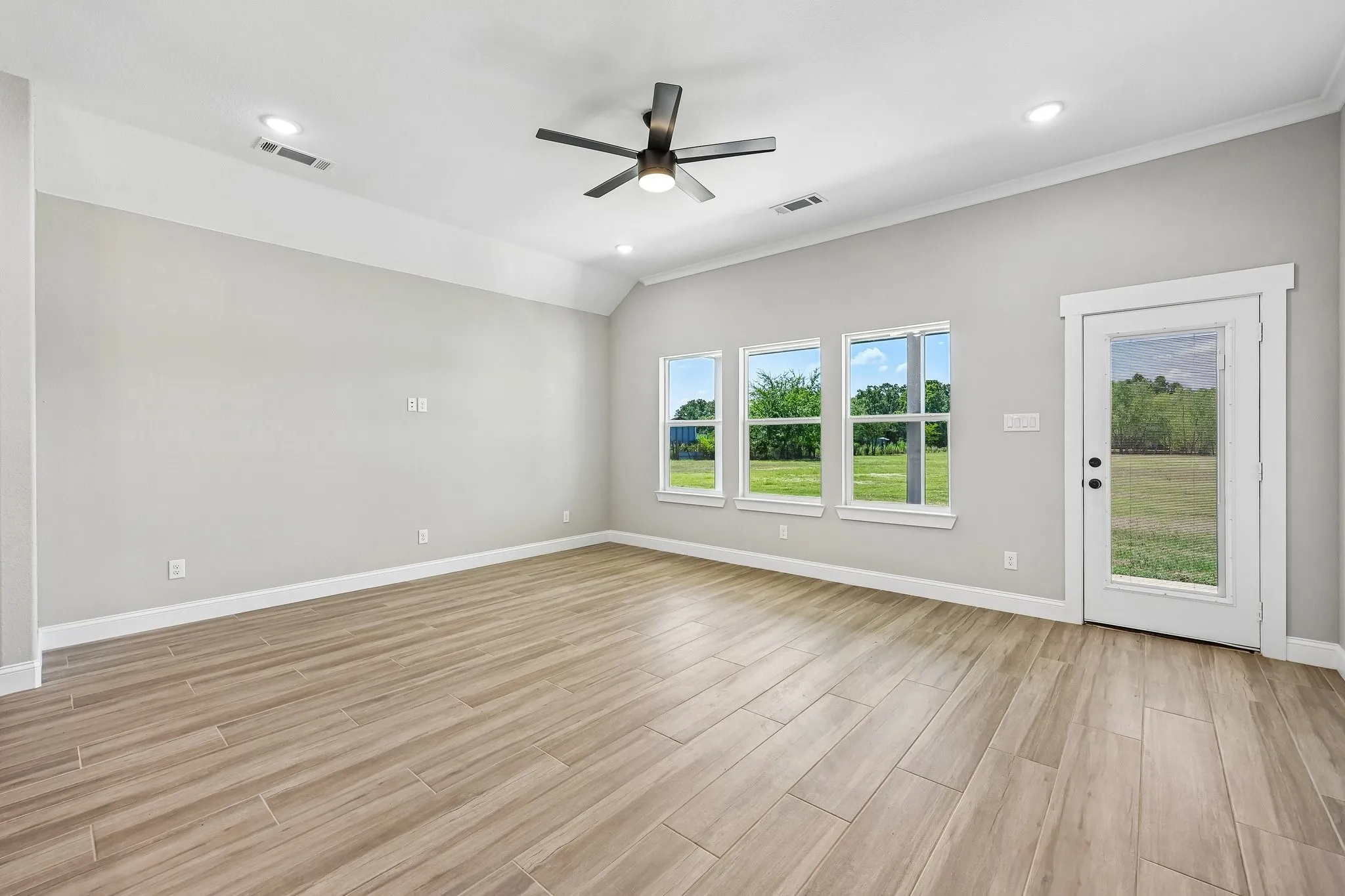 Single Family Residence For Sale in Van Zandt County , 592 VZ County Road 2430, Mabank, Texas 75147, 4 Bedroom, 2 Bathroom, 2 Garage spaces, 1,910 Sqft, built in 2025, mls#21351400, Real Estate Agent in Mabank, Homes For Sale in Van Zandt county, Homes For Sale in Mabank, Realtor in Mabank Texas, Real Estate Brokerage Independent Realty Texas, Luminita Cordes Realtor