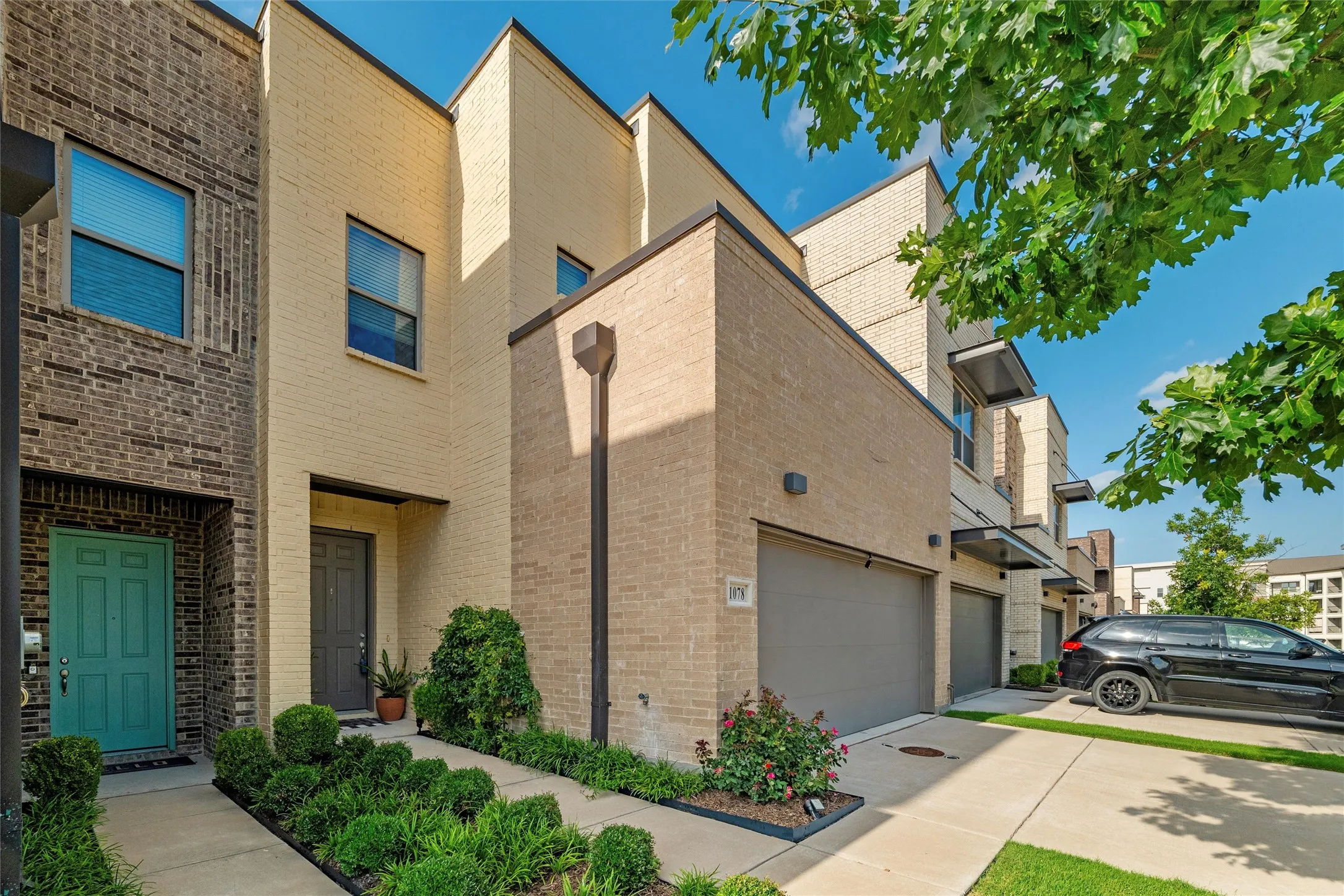 Single Family Residence For Rent in Collin County , 1078 Maverick Drive, Allen, Texas 75013, 3 Bedroom, 3 Bathroom, 2 Garage spaces, 2,000 Sqft, built in 2019, mls#21350762, Real Estate Agent in Allen, Homes For Rent in Collin county, Homes For Rent in Allen, Realtor in Allen Texas, Real Estate Brokerage Independent Realty Texas, Luminita Cordes Realtor