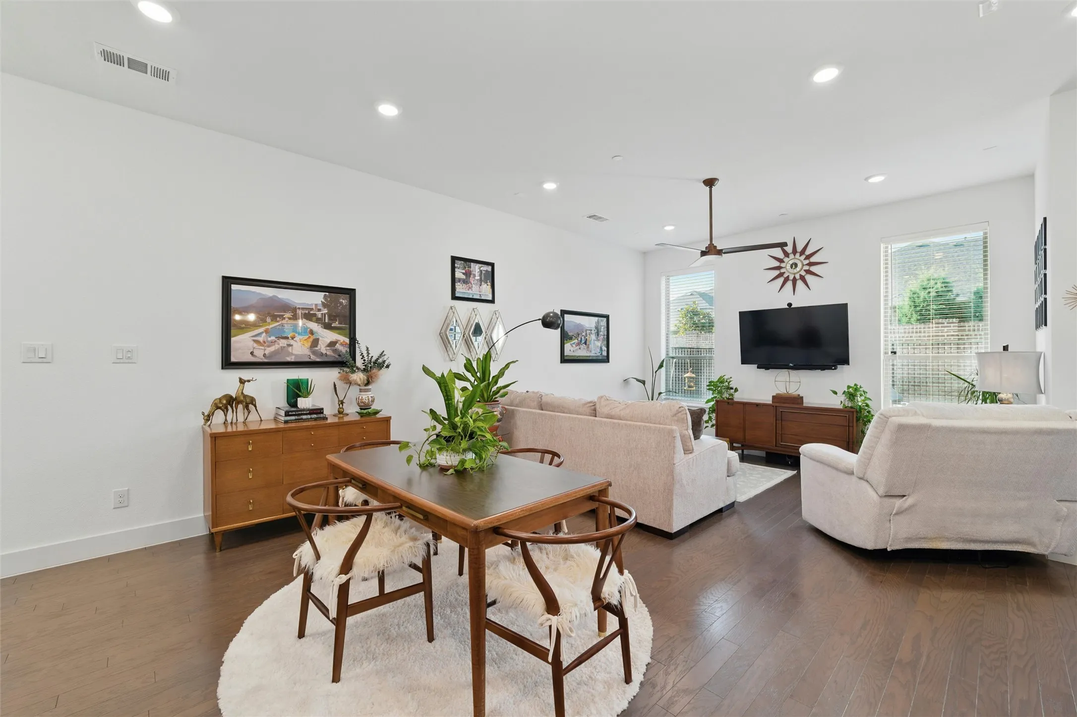 Single Family Residence For Rent in Collin County , 1078 Maverick Drive, Allen, Texas 75013, 3 Bedroom, 3 Bathroom, 2 Garage spaces, 2,000 Sqft, built in 2019, mls#21350762, Real Estate Agent in Allen, Homes For Rent in Collin county, Homes For Rent in Allen, Realtor in Allen Texas, Real Estate Brokerage Independent Realty Texas, Luminita Cordes Realtor