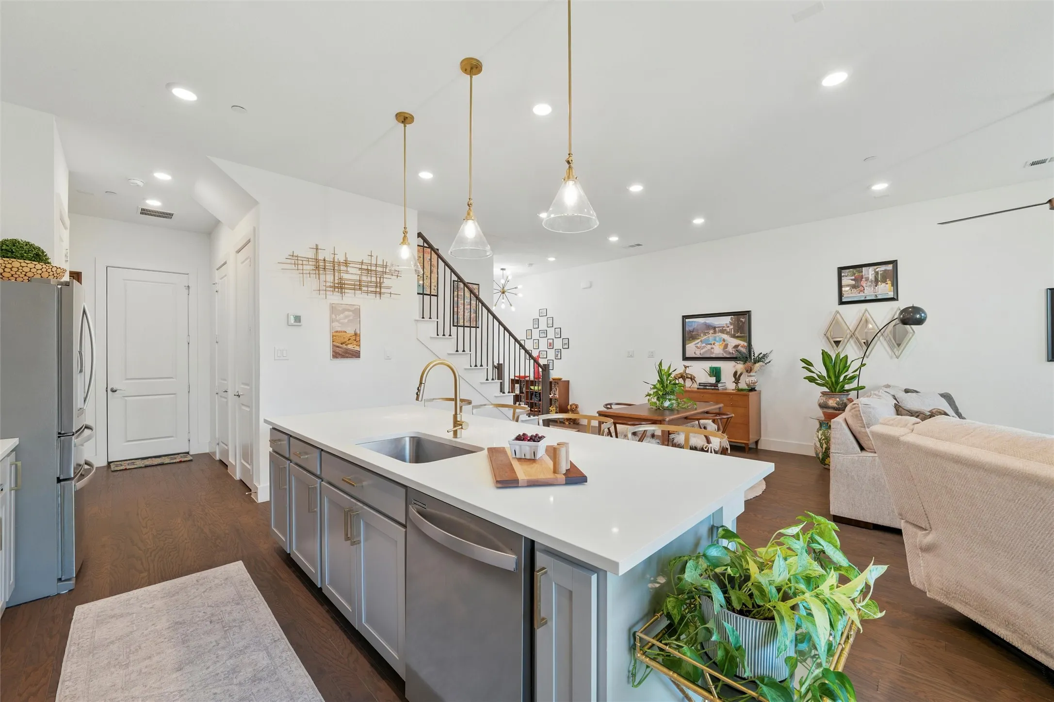 Single Family Residence For Rent in Collin County , 1078 Maverick Drive, Allen, Texas 75013, 3 Bedroom, 3 Bathroom, 2 Garage spaces, 2,000 Sqft, built in 2019, mls#21350762, Real Estate Agent in Allen, Homes For Rent in Collin county, Homes For Rent in Allen, Realtor in Allen Texas, Real Estate Brokerage Independent Realty Texas, Luminita Cordes Realtor