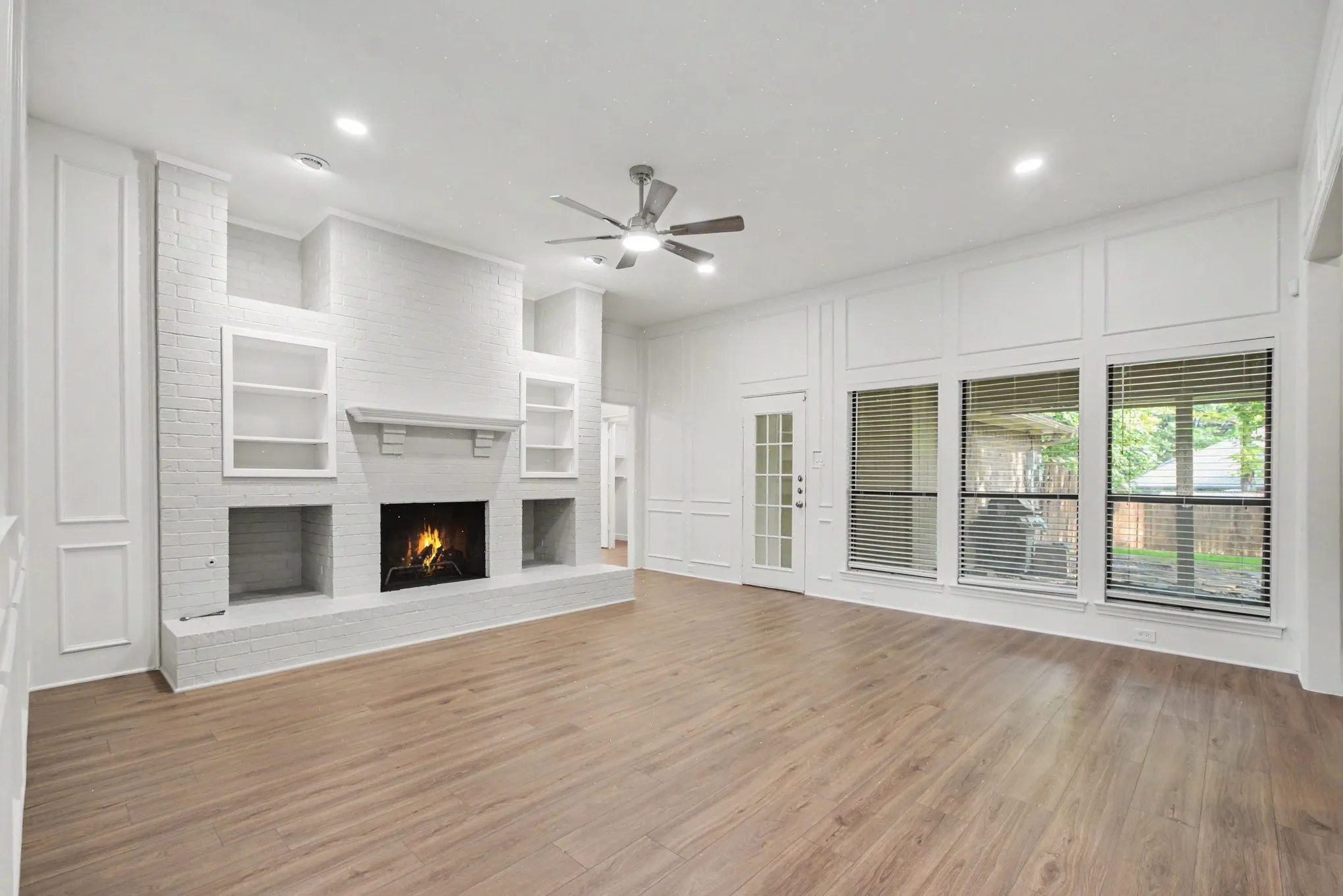 Single Family Residence For Sale in Collin County , 4425 Avonshire Lane, Plano, Texas 75093, 3 Bedroom, 2 Bathroom, 2 Garage spaces, 1,842 Sqft, built in 1983, mls#21351416, Real Estate Agent in Plano, Homes For Sale in Collin county, Homes For Sale in Plano, Realtor in Plano Texas, Real Estate Brokerage Independent Realty Texas, Luminita Cordes Realtor