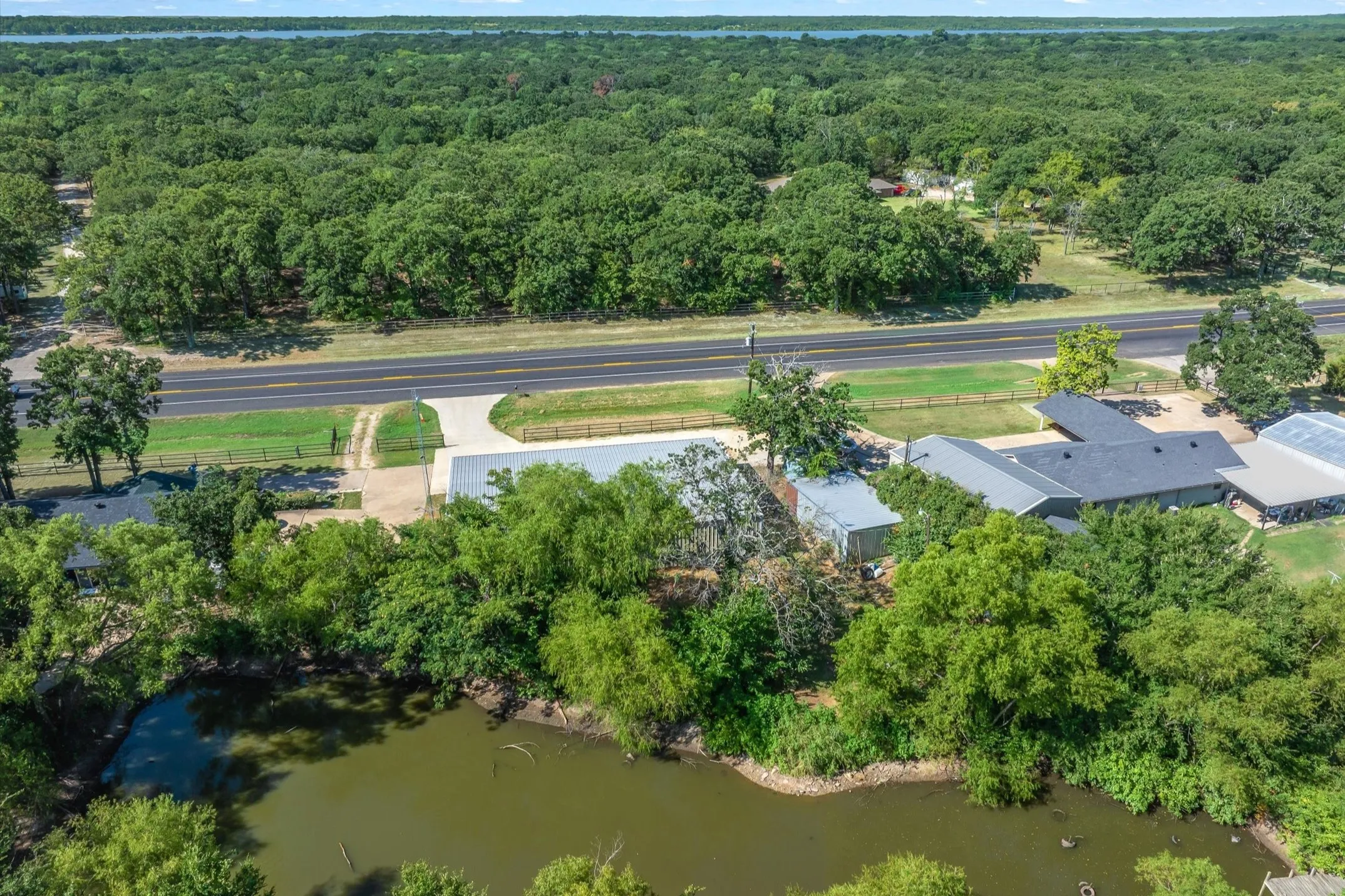 Warehouse For Sale in Hunt County , 10015 Fm 751, Quinlan, Texas 75474, 0, 0, Garage spaces, 3,250 Sqft, built in 2015, Price $400,000, mls#21349519, Real Estate Agent in Quinlan, Homes For Sale in Hunt county, Homes For Sale in Quinlan, Realtor in Quinlan Texas, Real Estate Brokerage Independent Realty Texas, Luminita Cordes Realtor