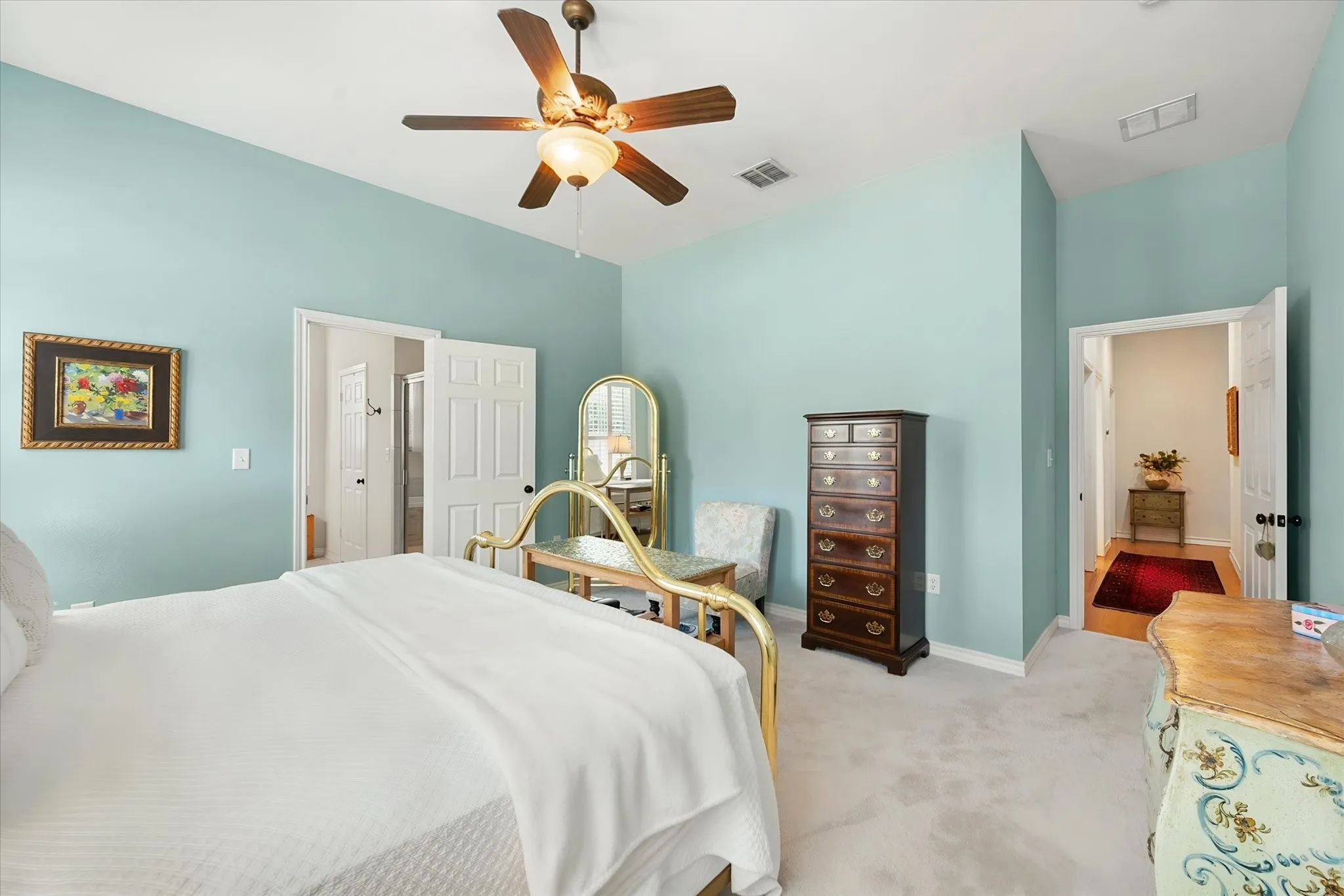 Townhouse For Sale in Tarrant County , 6668 Shady Glen Circle, Benbrook, Texas 76132, 3 Bedroom, 2 Bathroom, 2 Garage spaces, 1,974 Sqft, built in 2005, mls#21349875, Real Estate Agent in Benbrook, Homes For Sale in Tarrant county, Homes For Sale in Benbrook, Realtor in Benbrook Texas, Real Estate Brokerage Independent Realty Texas, Luminita Cordes Realtor