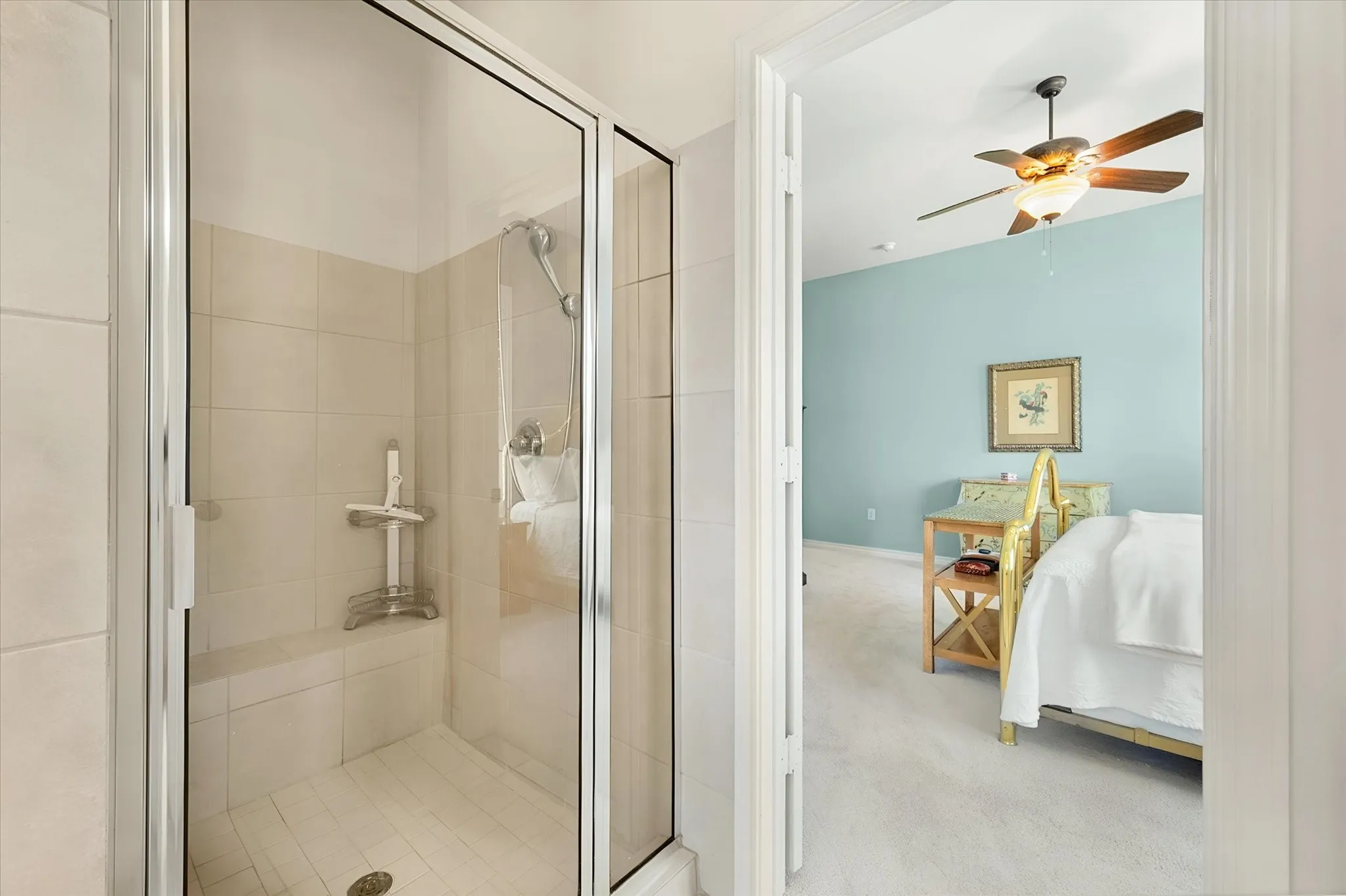 Townhouse For Sale in Tarrant County , 6668 Shady Glen Circle, Benbrook, Texas 76132, 3 Bedroom, 2 Bathroom, 2 Garage spaces, 1,974 Sqft, built in 2005, mls#21349875, Real Estate Agent in Benbrook, Homes For Sale in Tarrant county, Homes For Sale in Benbrook, Realtor in Benbrook Texas, Real Estate Brokerage Independent Realty Texas, Luminita Cordes Realtor