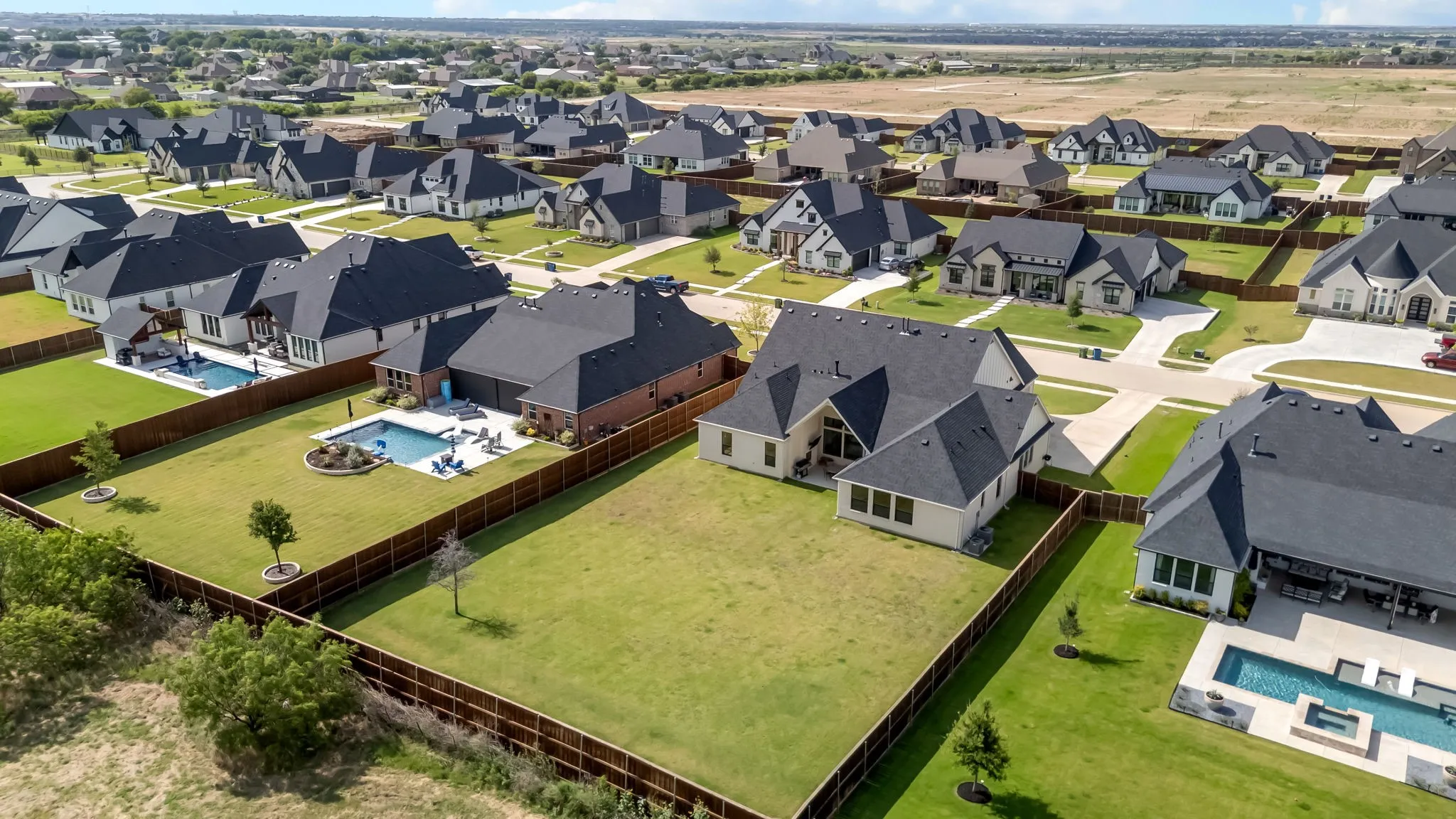 Single Family Residence For Sale in Tarrant County , 321 Wimberley Drive, Haslet, Texas 76052, 4 Bedroom, 5 Bathroom, 3 Garage spaces, 3,743 Sqft, built in 2024, mls#21351393, Real Estate Agent in Haslet, Homes For Sale in Tarrant county, Homes For Sale in Haslet, Realtor in Haslet Texas, Real Estate Brokerage Independent Realty Texas, Luminita Cordes Realtor