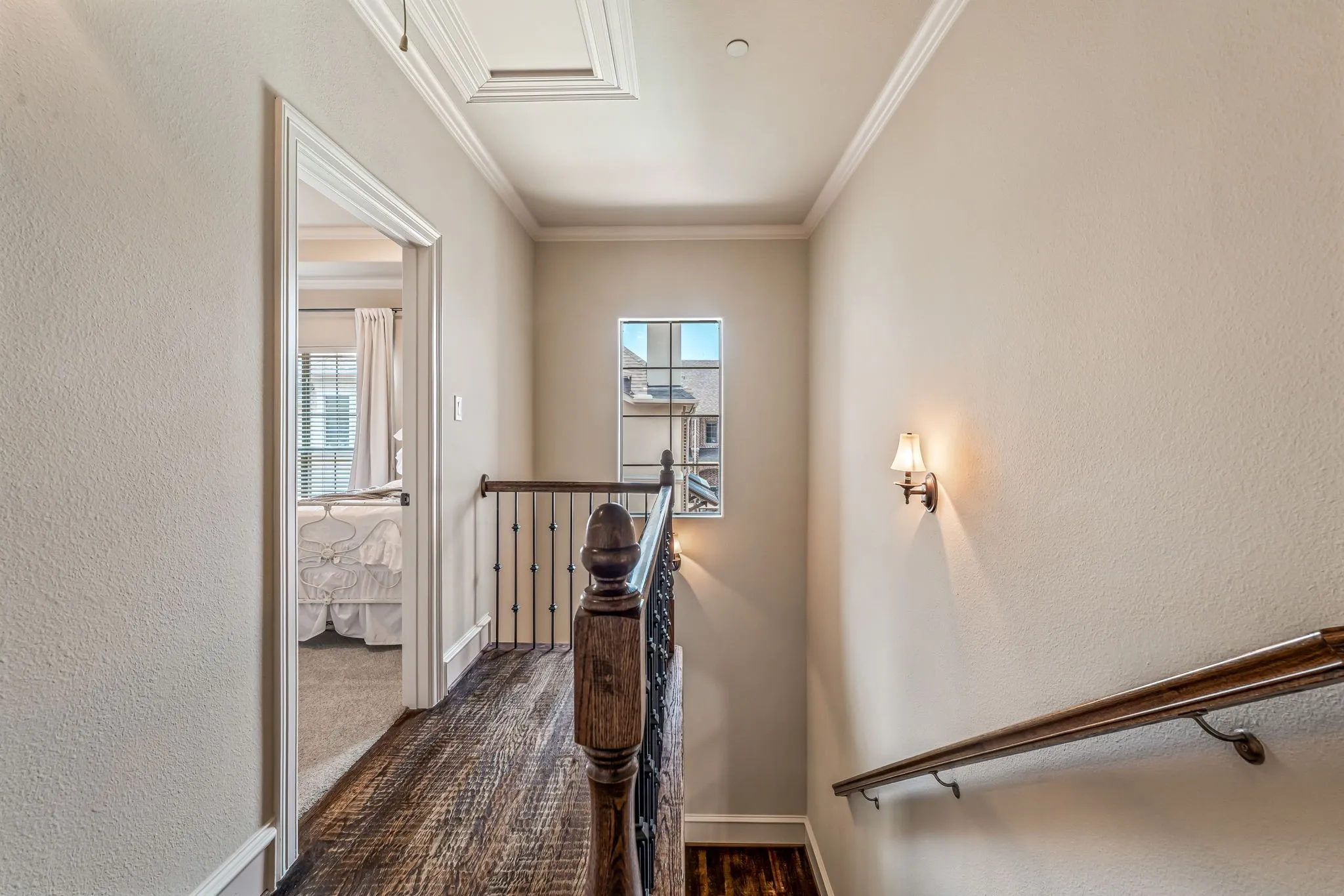 Townhouse For Sale in Dallas County , 1910 Hope Street 15, Dallas, Texas 75206, 3 Bedroom, 4 Bathroom, 2 Garage spaces, 1,758 Sqft, built in 2005, mls#21319960, Real Estate Agent in Dallas, Homes For Sale in Dallas county, Homes For Sale in Dallas, Realtor in Dallas Texas, Real Estate Brokerage Independent Realty Texas, Luminita Cordes Realtor