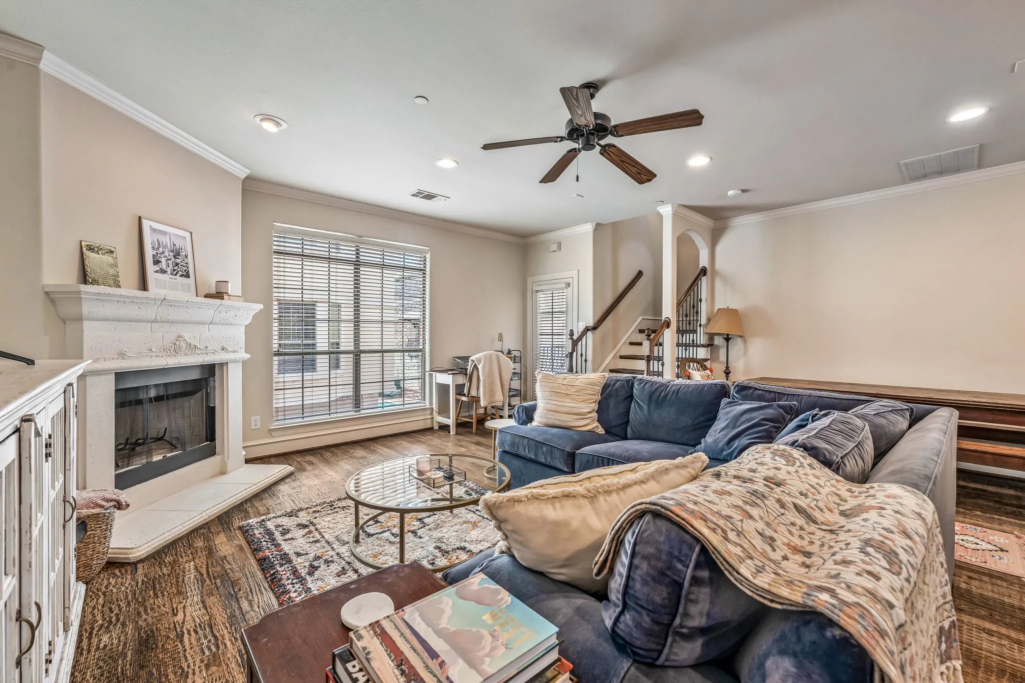 Townhouse For Sale in Dallas County , 1910 Hope Street 15, Dallas, Texas 75206, 3 Bedroom, 4 Bathroom, 2 Garage spaces, 1,758 Sqft, built in 2005, mls#21319960, Real Estate Agent in Dallas, Homes For Sale in Dallas county, Homes For Sale in Dallas, Realtor in Dallas Texas, Real Estate Brokerage Independent Realty Texas, Luminita Cordes Realtor