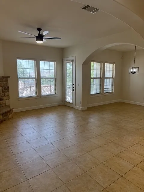 Condominium For Rent in Dallas County , 6631 Via Positano 211, Irving, Texas 75039, 2 Bedroom, 3 Bathroom, 1 Garage spaces, 1,977 Sqft, built in 2007, mls#21350488, Real Estate Agent in Irving, Homes For Rent in Dallas county, Homes For Rent in Irving, Realtor in Irving Texas, Real Estate Brokerage Independent Realty Texas, Luminita Cordes Realtor