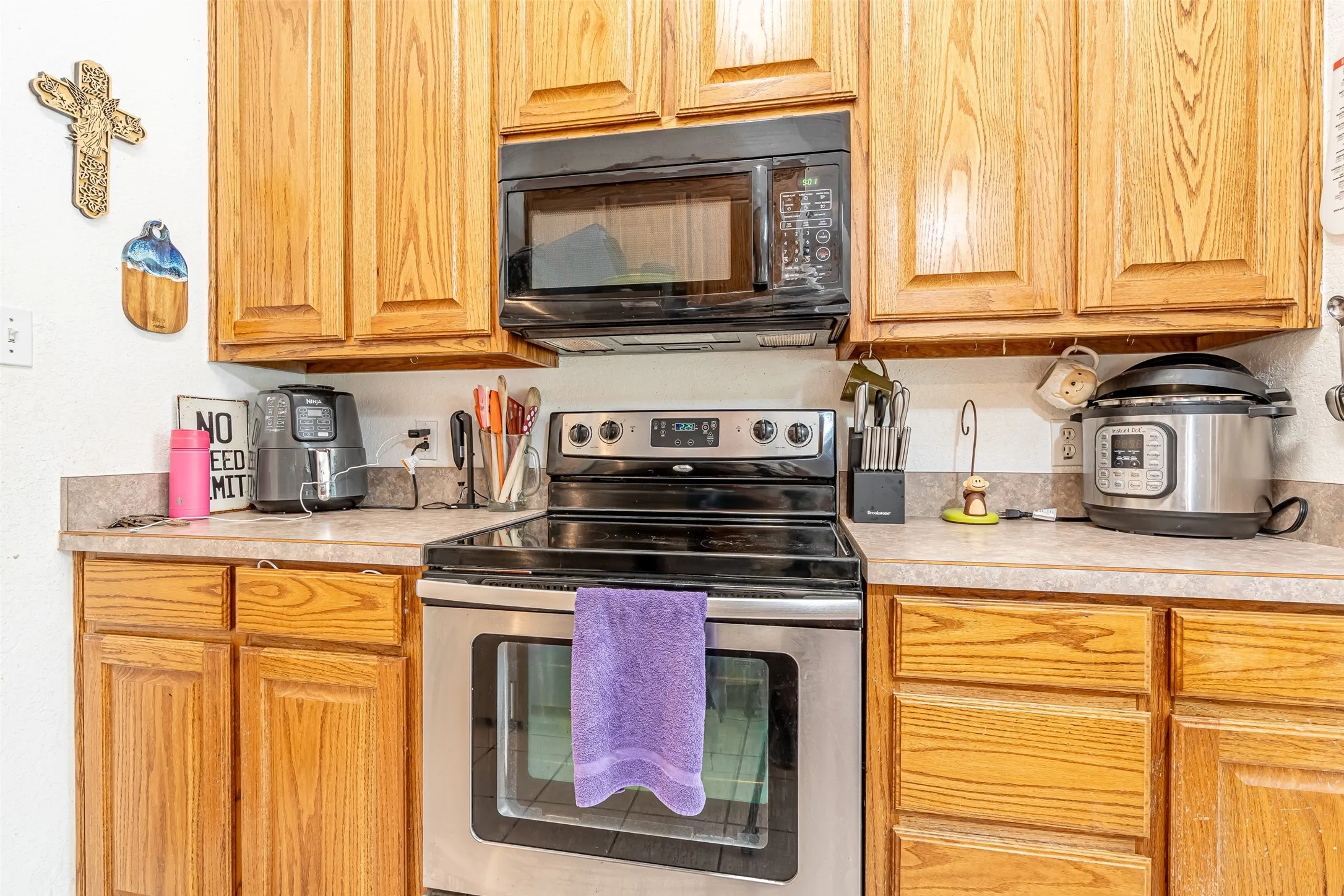 Stainless steel oven and cooktop