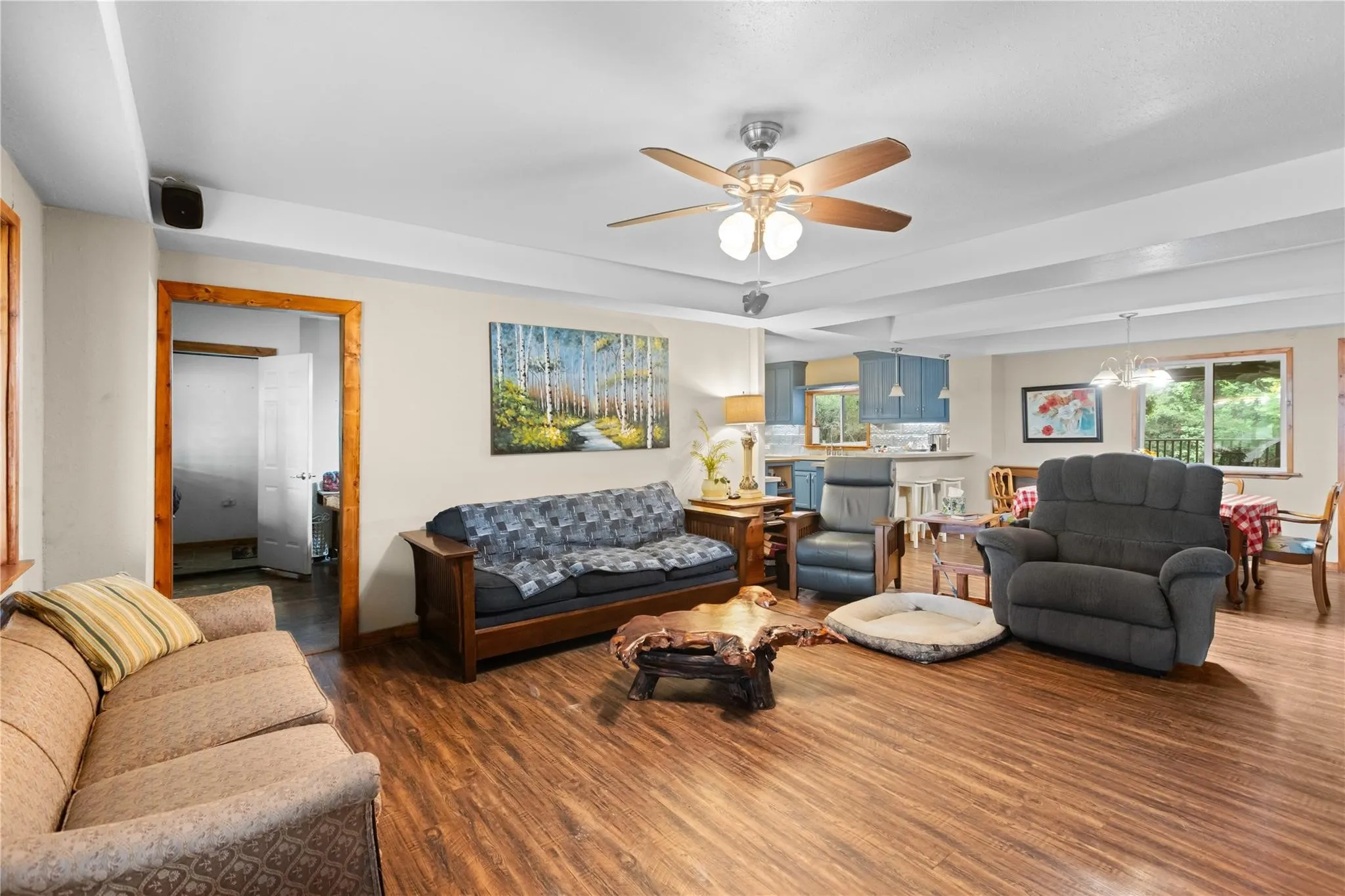 Single Family Residence For Sale in Fannin County , 1229 County Road 3105 37acres, Bonham, Texas 75418, 0, 0, Garage spaces, 4,680 Sqft, built in 2001, mls#21351355, Real Estate Agent in Bonham, Homes For Sale in Fannin county, Homes For Sale in Bonham, Realtor in Bonham Texas, Real Estate Brokerage Independent Realty Texas, Luminita Cordes Realtor