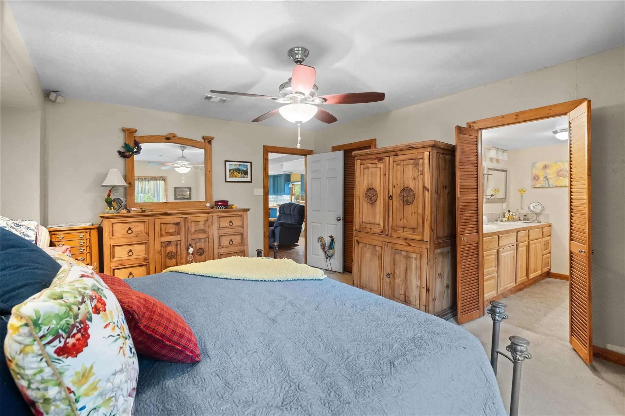 Single Family Residence For Sale in Fannin County , 1229 County Road 3105 37acres, Bonham, Texas 75418, 0, 0, Garage spaces, 4,680 Sqft, built in 2001, mls#21351355, Real Estate Agent in Bonham, Homes For Sale in Fannin county, Homes For Sale in Bonham, Realtor in Bonham Texas, Real Estate Brokerage Independent Realty Texas, Luminita Cordes Realtor