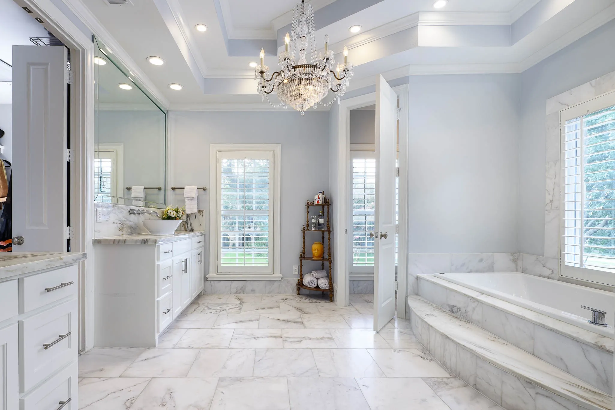 Single Family Residence For Sale in Dallas County , 7820 Bryn Mawr Drive, Dallas, Texas 75225, 6 Bedroom, 7 Bathroom, 2 Garage spaces, 5,486 Sqft, built in 2006, mls#21349404, Real Estate Agent in Dallas, Homes For Sale in Dallas county, Homes For Sale in Dallas, Realtor in Dallas Texas, Real Estate Brokerage Independent Realty Texas, Luminita Cordes Realtor