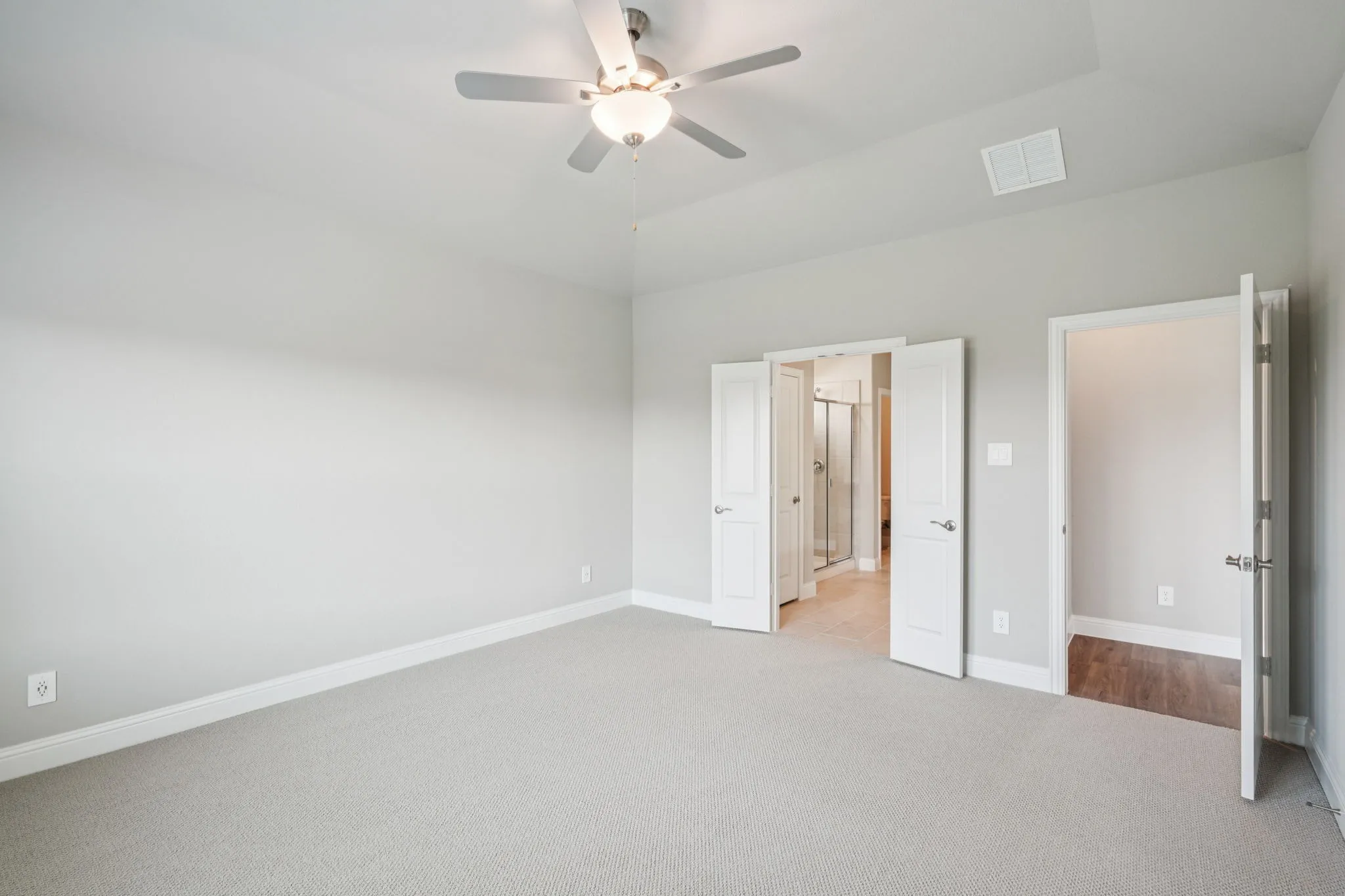 Photo is not of the actual home, but is an inspirational photo of builder’s model home and may depict options, furnishings, and/or decorator features that are not included.