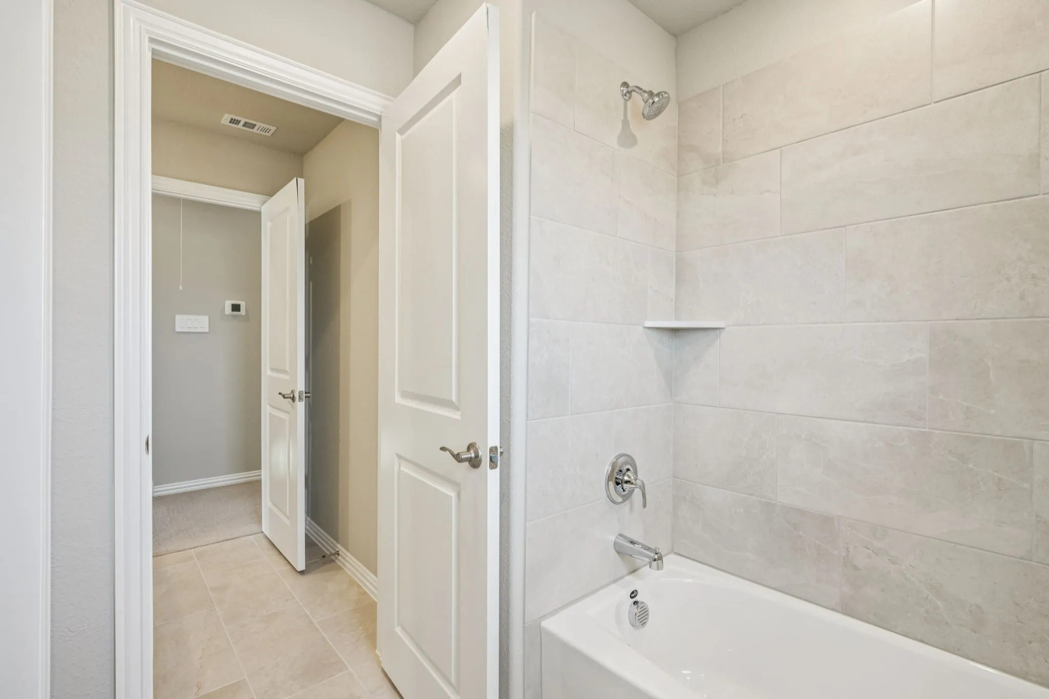Photo is not of the actual home, but is an inspirational photo of builder’s model home and may depict options, furnishings, and/or decorator features that are not included.