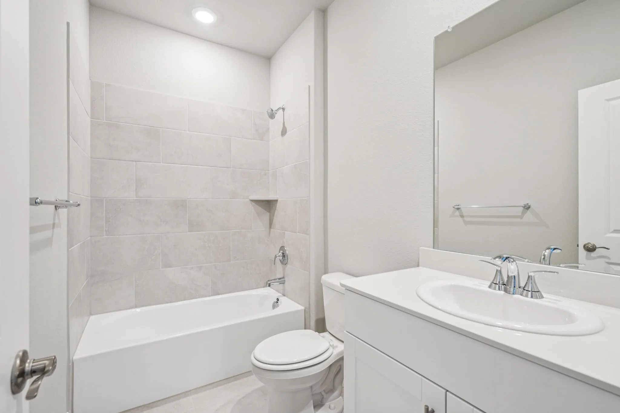 Photo is not of the actual home, but is an inspirational photo of builder’s model home and may depict options, furnishings, and/or decorator features that are not included.