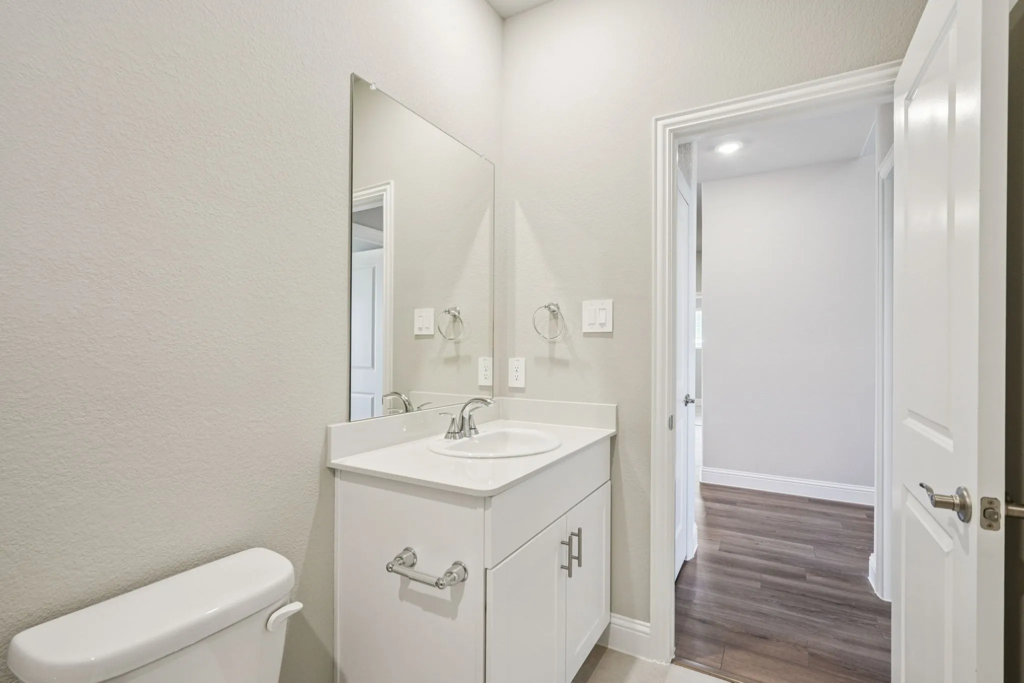 Photo is not of the actual home, but is an inspirational photo of builder’s model home and may depict options, furnishings, and/or decorator features that are not included.