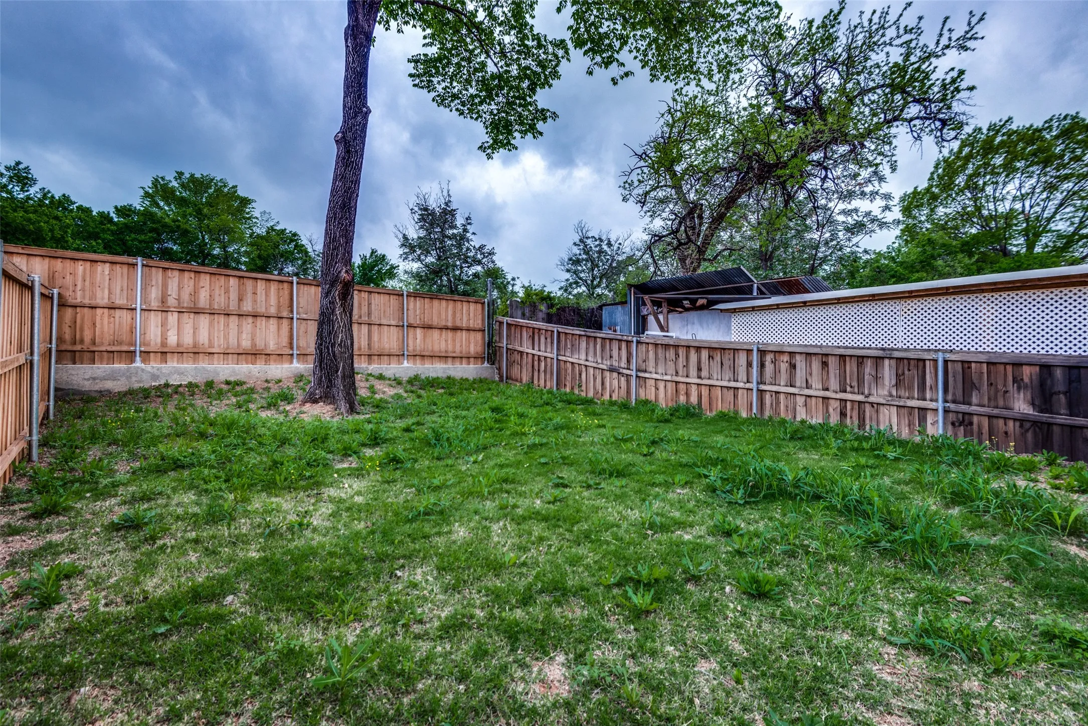 Single Family Residence For Rent in Dallas County , 1904 Pollard Street, Dallas, Texas 75208, 3 Bedroom, 4 Bathroom, 2 Garage spaces, 2,484 Sqft, built in 2022, mls#21346963, Real Estate Agent in Dallas, Homes For Rent in Dallas county, Homes For Rent in Dallas, Realtor in Dallas Texas, Real Estate Brokerage Independent Realty Texas, Luminita Cordes Realtor