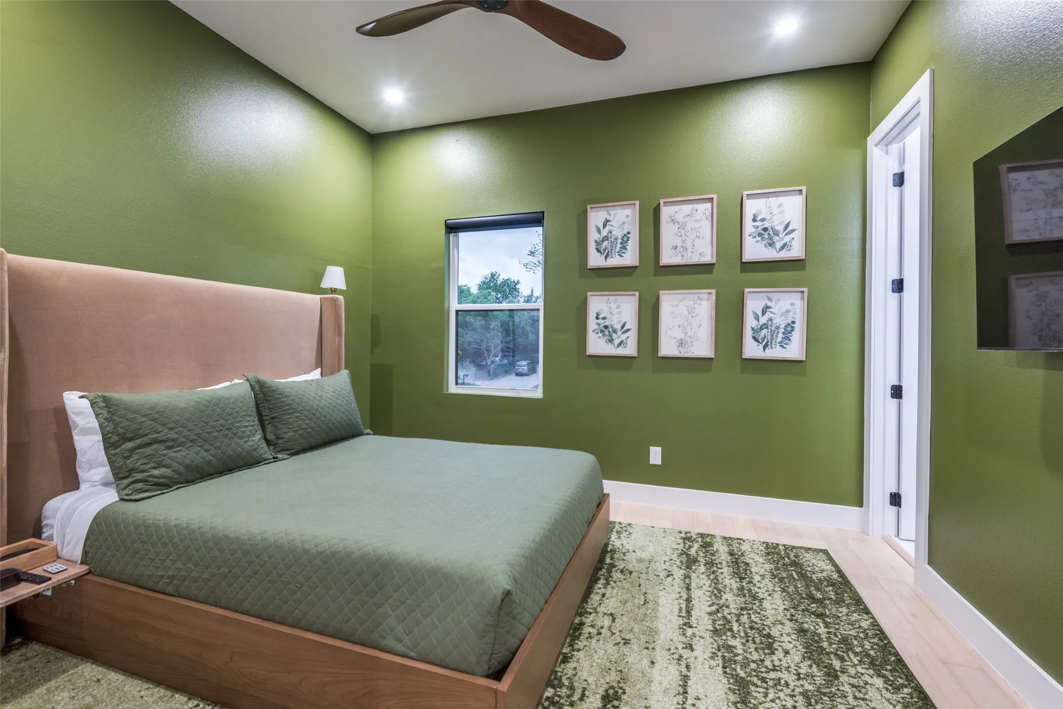 Single Family Residence For Rent in Dallas County , 1904 Pollard Street, Dallas, Texas 75208, 3 Bedroom, 4 Bathroom, 2 Garage spaces, 2,484 Sqft, built in 2022, mls#21346963, Real Estate Agent in Dallas, Homes For Rent in Dallas county, Homes For Rent in Dallas, Realtor in Dallas Texas, Real Estate Brokerage Independent Realty Texas, Luminita Cordes Realtor