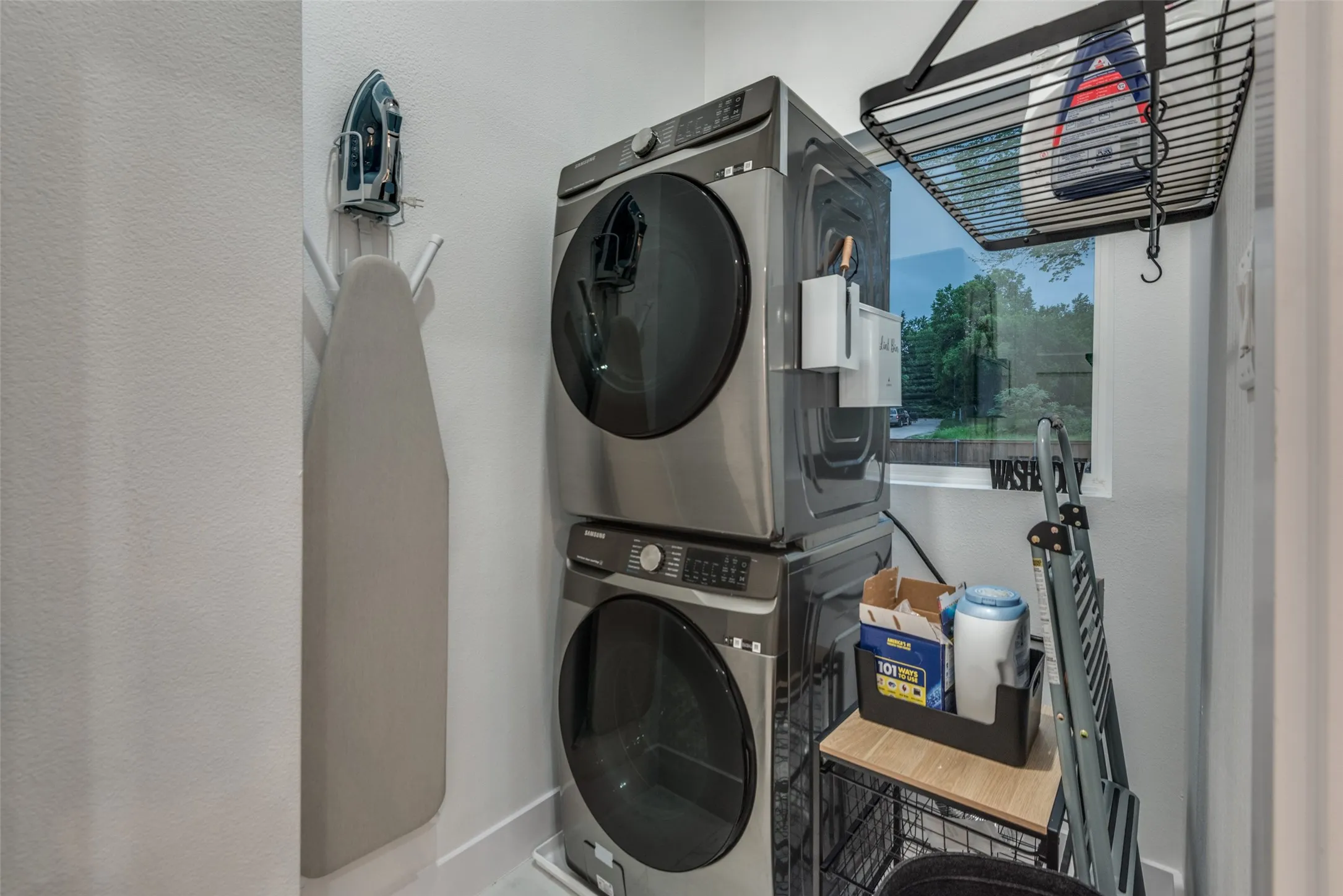 Single Family Residence For Rent in Dallas County , 1904 Pollard Street, Dallas, Texas 75208, 3 Bedroom, 4 Bathroom, 2 Garage spaces, 2,484 Sqft, built in 2022, mls#21346963, Real Estate Agent in Dallas, Homes For Rent in Dallas county, Homes For Rent in Dallas, Realtor in Dallas Texas, Real Estate Brokerage Independent Realty Texas, Luminita Cordes Realtor
