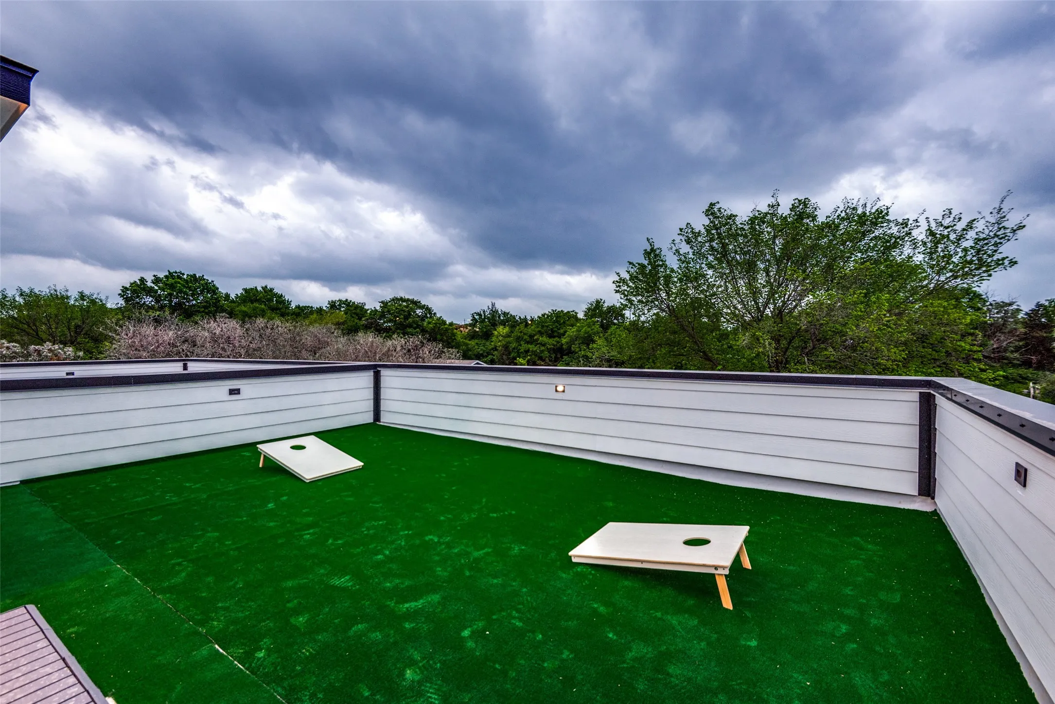 Single Family Residence For Rent in Dallas County , 1904 Pollard Street, Dallas, Texas 75208, 3 Bedroom, 4 Bathroom, 2 Garage spaces, 2,484 Sqft, built in 2022, mls#21346963, Real Estate Agent in Dallas, Homes For Rent in Dallas county, Homes For Rent in Dallas, Realtor in Dallas Texas, Real Estate Brokerage Independent Realty Texas, Luminita Cordes Realtor