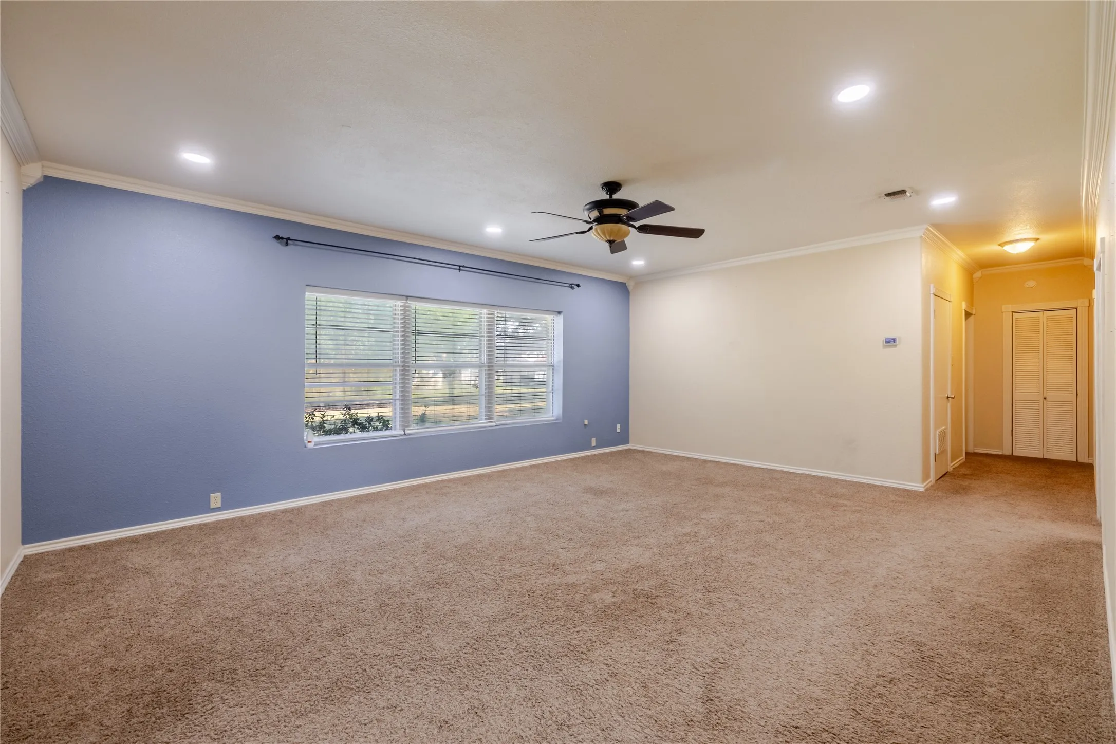 Single Family Residence For Sale in Eastland County , 1308 W 14th Street, Cisco, Texas 76437, 4 Bedroom, 3 Bathroom, Garage spaces, 2,646 Sqft, built in 1980, mls#21350528, Real Estate Agent in Cisco, Homes For Sale in Eastland county, Homes For Sale in Cisco, Realtor in Cisco Texas, Real Estate Brokerage Independent Realty Texas, Luminita Cordes Realtor