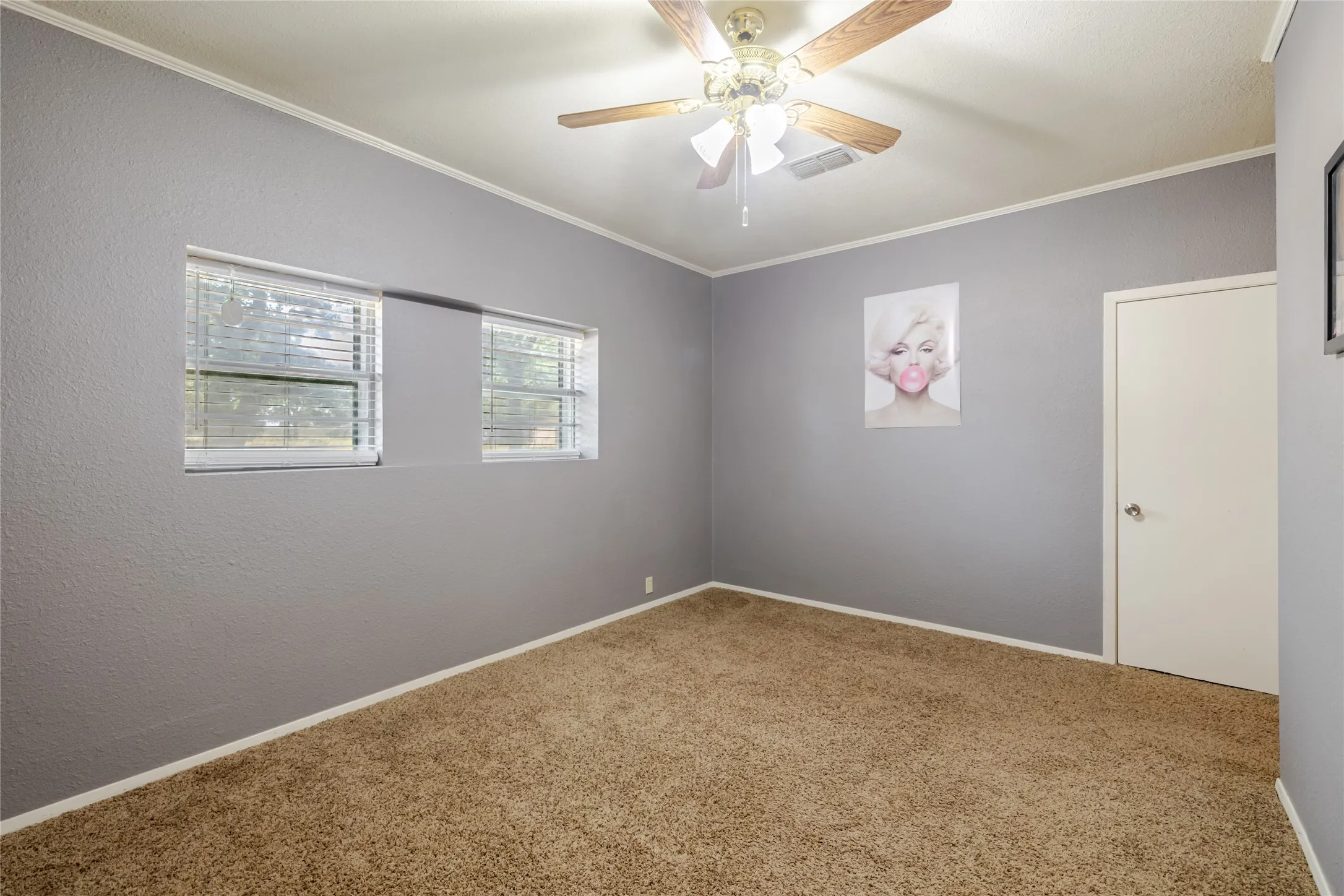 Single Family Residence For Sale in Eastland County , 1308 W 14th Street, Cisco, Texas 76437, 4 Bedroom, 3 Bathroom, Garage spaces, 2,646 Sqft, built in 1980, mls#21350528, Real Estate Agent in Cisco, Homes For Sale in Eastland county, Homes For Sale in Cisco, Realtor in Cisco Texas, Real Estate Brokerage Independent Realty Texas, Luminita Cordes Realtor