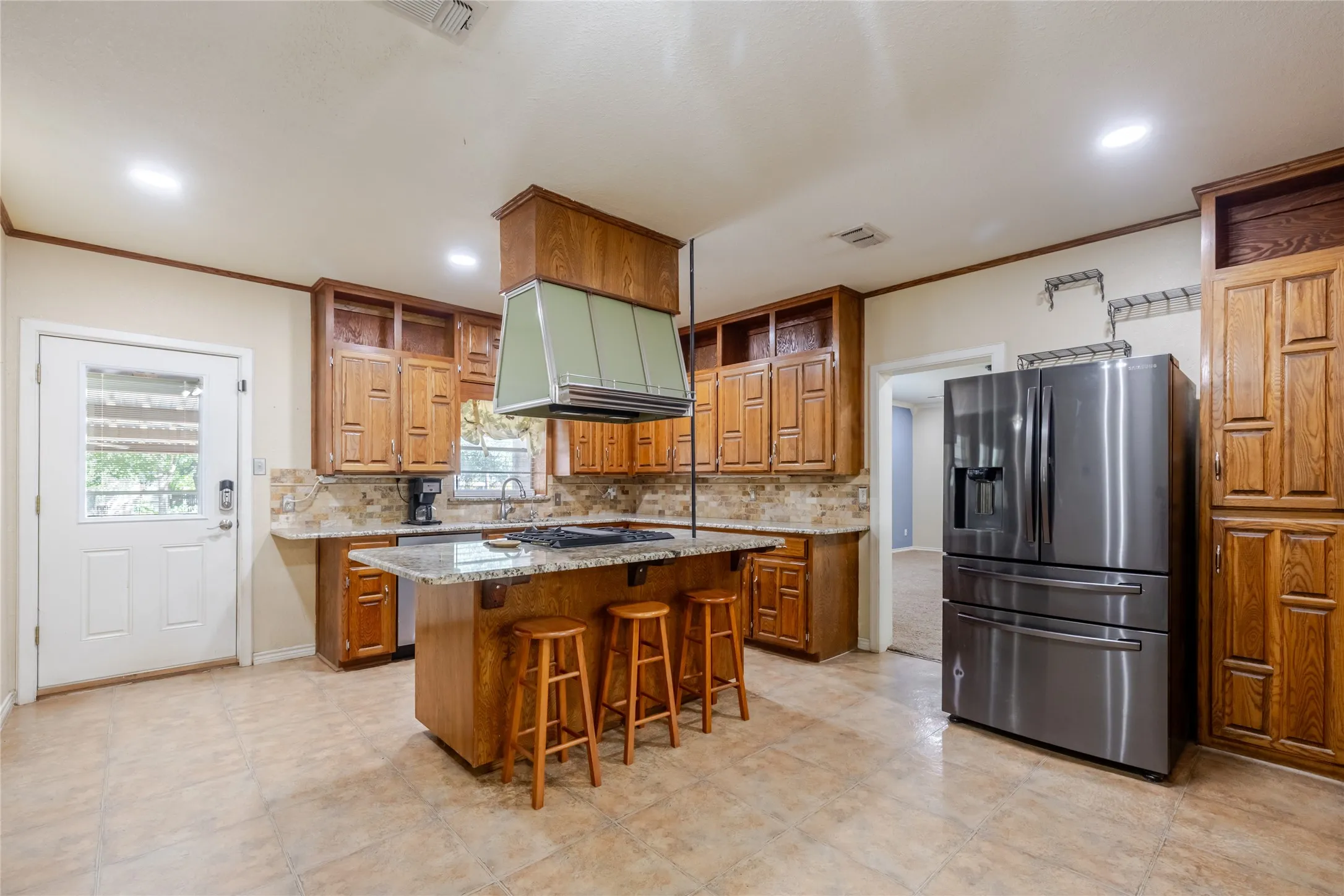 Single Family Residence For Sale in Eastland County , 1308 W 14th Street, Cisco, Texas 76437, 4 Bedroom, 3 Bathroom, Garage spaces, 2,646 Sqft, built in 1980, mls#21350528, Real Estate Agent in Cisco, Homes For Sale in Eastland county, Homes For Sale in Cisco, Realtor in Cisco Texas, Real Estate Brokerage Independent Realty Texas, Luminita Cordes Realtor