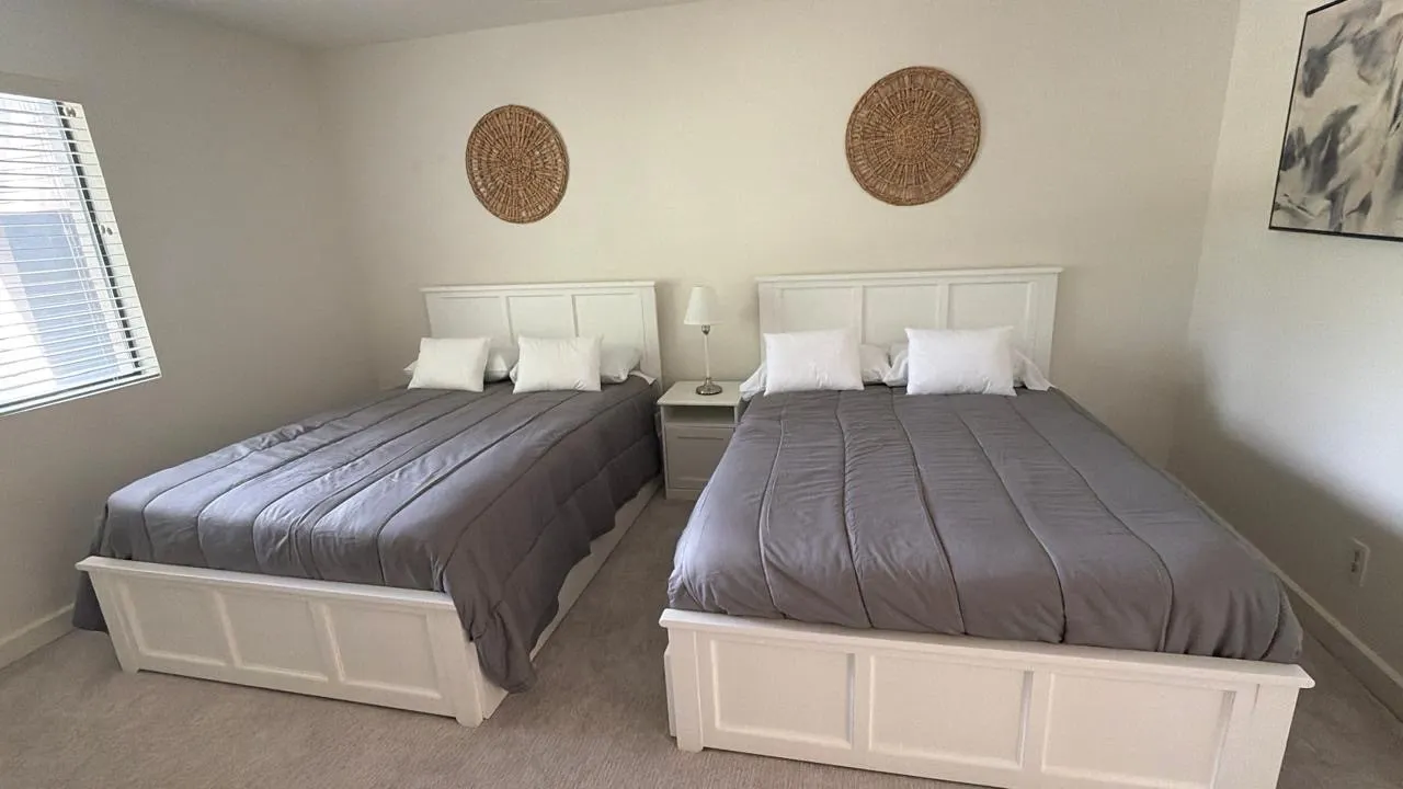 Townhouse For Rent in Tarrant County , 2633 Mccart Avenue, Fort Worth, Texas 76110, 2 Bedrooms, 3 Bathrooms, 2 Garage spaces, 1,680 Sqft, built in 1983, Price $2,500, mls#21351453, Real Estate Agent in Fort Worth, Homes For Rent in Tarrant county, Homes For Rent in Fort Worth, Realtor in Fort Worth Texas, Real Estate Brokerage Independent Realty Texas, Luminita Cordes Realtor