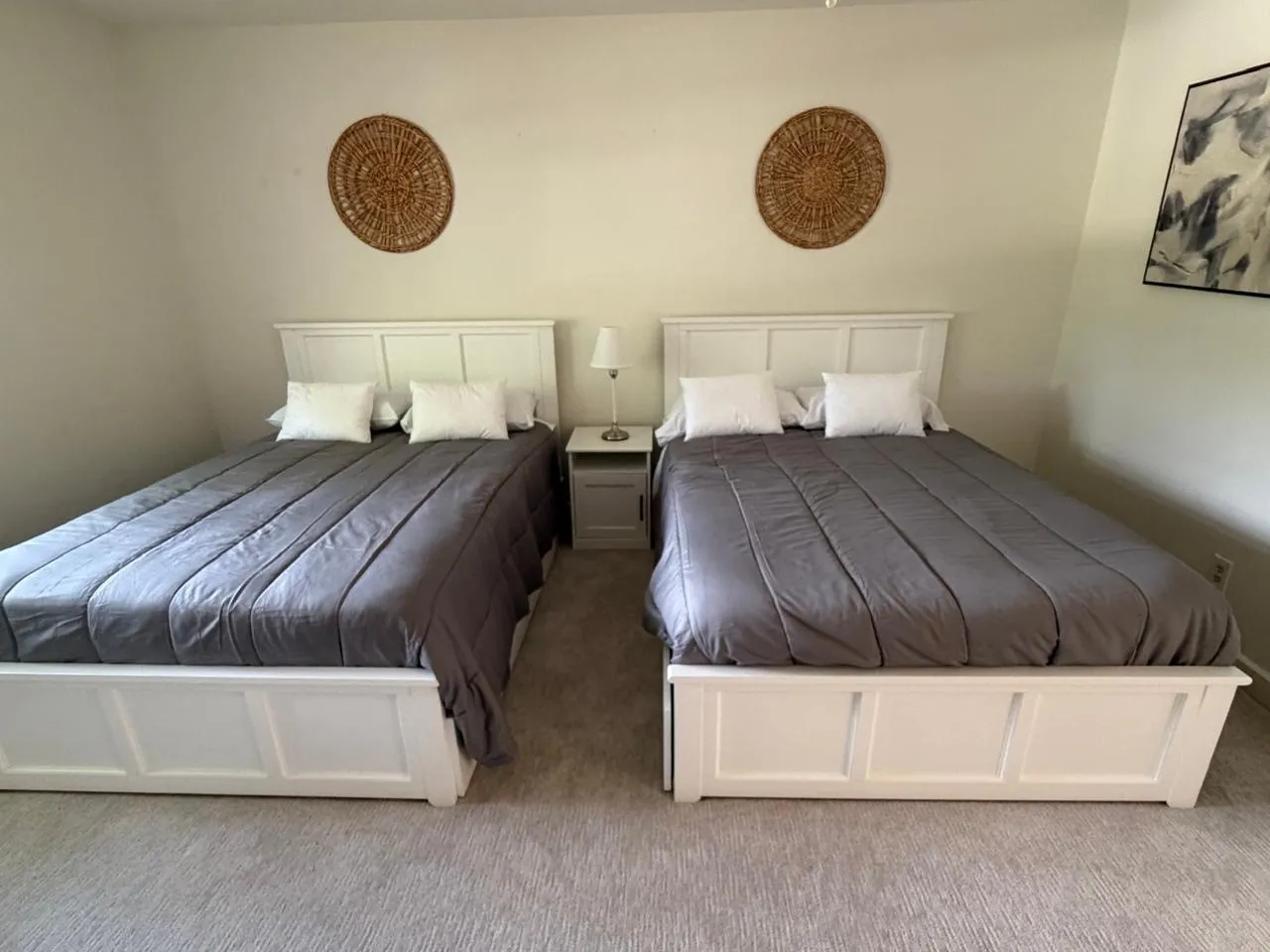 Townhouse For Rent in Tarrant County , 2633 Mccart Avenue, Fort Worth, Texas 76110, 2 Bedrooms, 3 Bathrooms, 2 Garage spaces, 1,680 Sqft, built in 1983, Price $2,500, mls#21351453, Real Estate Agent in Fort Worth, Homes For Rent in Tarrant county, Homes For Rent in Fort Worth, Realtor in Fort Worth Texas, Real Estate Brokerage Independent Realty Texas, Luminita Cordes Realtor