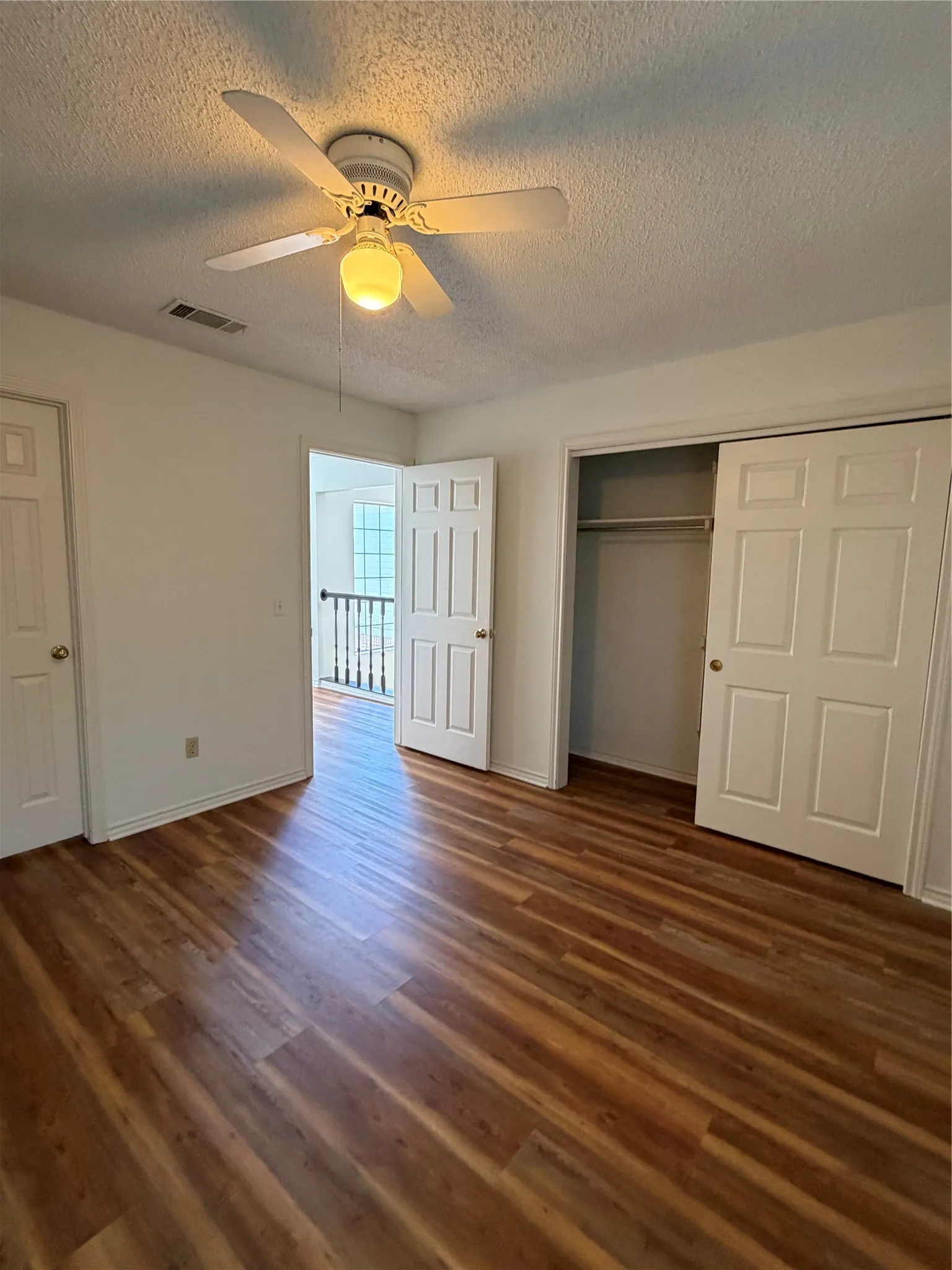 Townhouse For Rent in Collin County , 17715 Windflower Way 107, Dallas, Texas 75252, 3 Bedroom, 3 Bathroom, 2 Garage spaces, 2,374 Sqft, built in 1985, mls#21351454, Real Estate Agent in Dallas, Homes For Rent in Collin county, Homes For Rent in Dallas, Realtor in Dallas Texas, Real Estate Brokerage Independent Realty Texas, Luminita Cordes Realtor