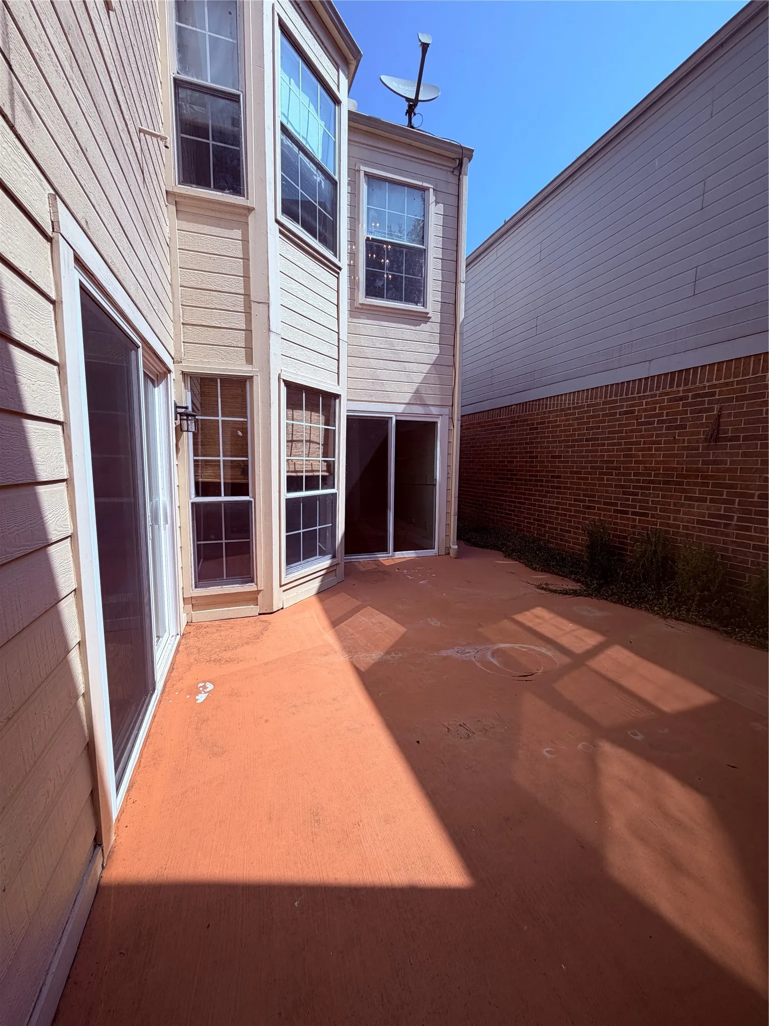 Townhouse For Rent in Collin County , 17715 Windflower Way 107, Dallas, Texas 75252, 3 Bedroom, 3 Bathroom, 2 Garage spaces, 2,374 Sqft, built in 1985, mls#21351454, Real Estate Agent in Dallas, Homes For Rent in Collin county, Homes For Rent in Dallas, Realtor in Dallas Texas, Real Estate Brokerage Independent Realty Texas, Luminita Cordes Realtor